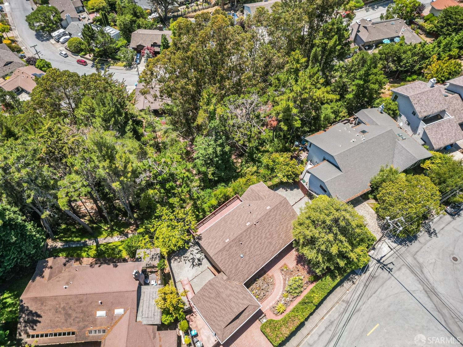 San Mateo, California, 94402, United States, 3 Bedrooms Bedrooms, ,3 BathroomsBathrooms,Residential,For Sale,1895374