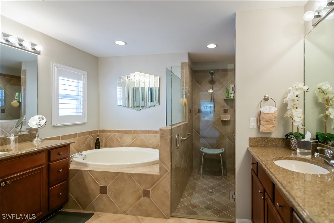 Estero, Florida, 33967, United States, 2 Bedrooms Bedrooms, ,3 BathroomsBathrooms,Residential,For Sale,1921587