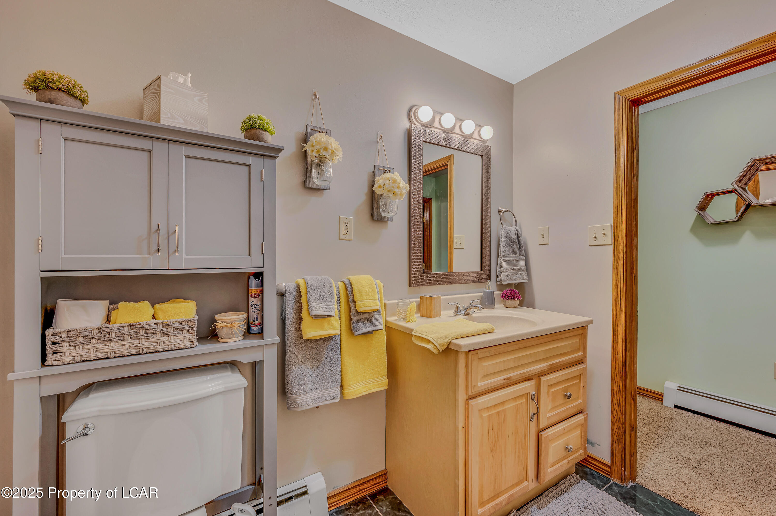 Shickshinny, Pennsylvania, 18655, United States, 4 Bedrooms Bedrooms, ,3 BathroomsBathrooms,Residential,For Sale,1923255