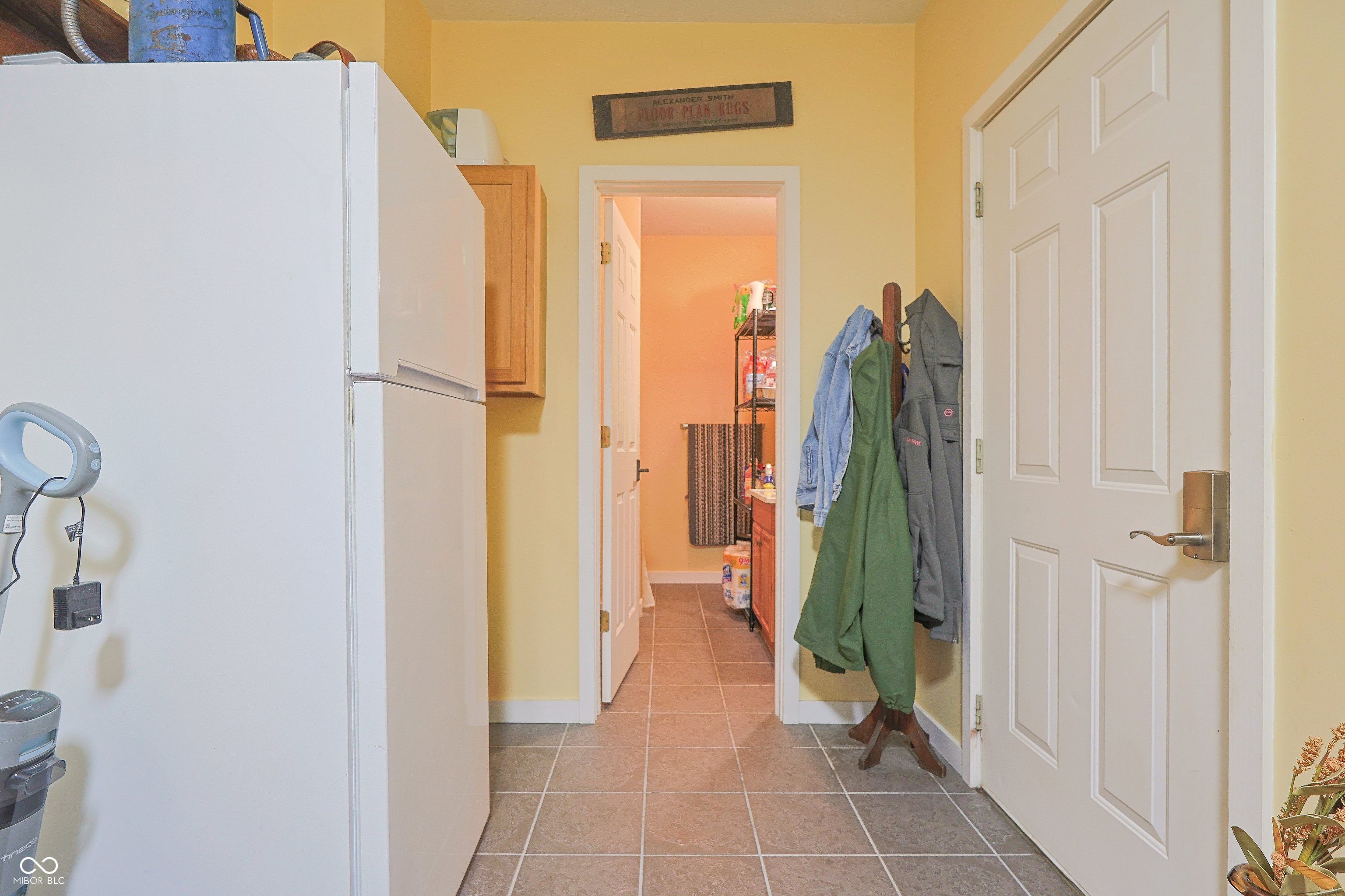 Nashville, Indiana, 47448, United States, 3 Bedrooms Bedrooms, ,4 BathroomsBathrooms,Residential,For Sale,1974172