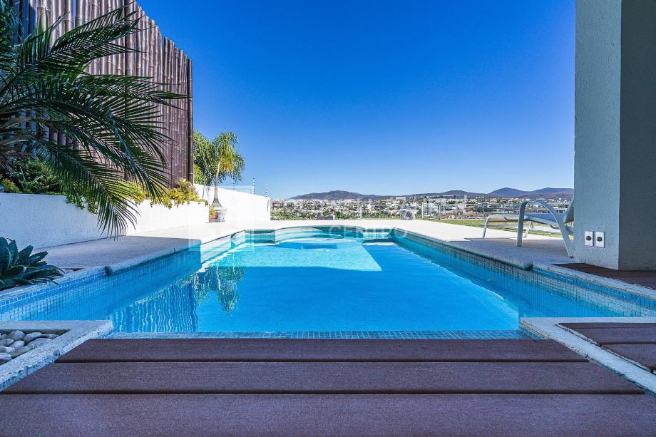 Circuito Balcones, Querétaro, Querétaro, 76230, Mexico, 4 Bedrooms Bedrooms, ,4 BathroomsBathrooms,Residential,For Sale,Circuito Balcones,1628569