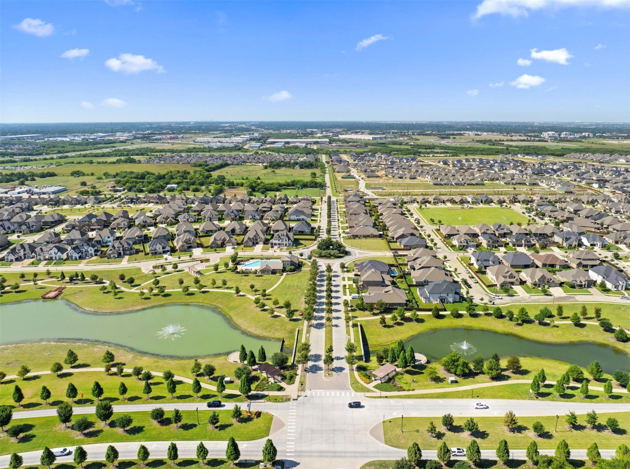 Mansfield, Texas, 76063, United States, 4 Bedrooms Bedrooms, ,4 BathroomsBathrooms,Residential,For Sale,1979956