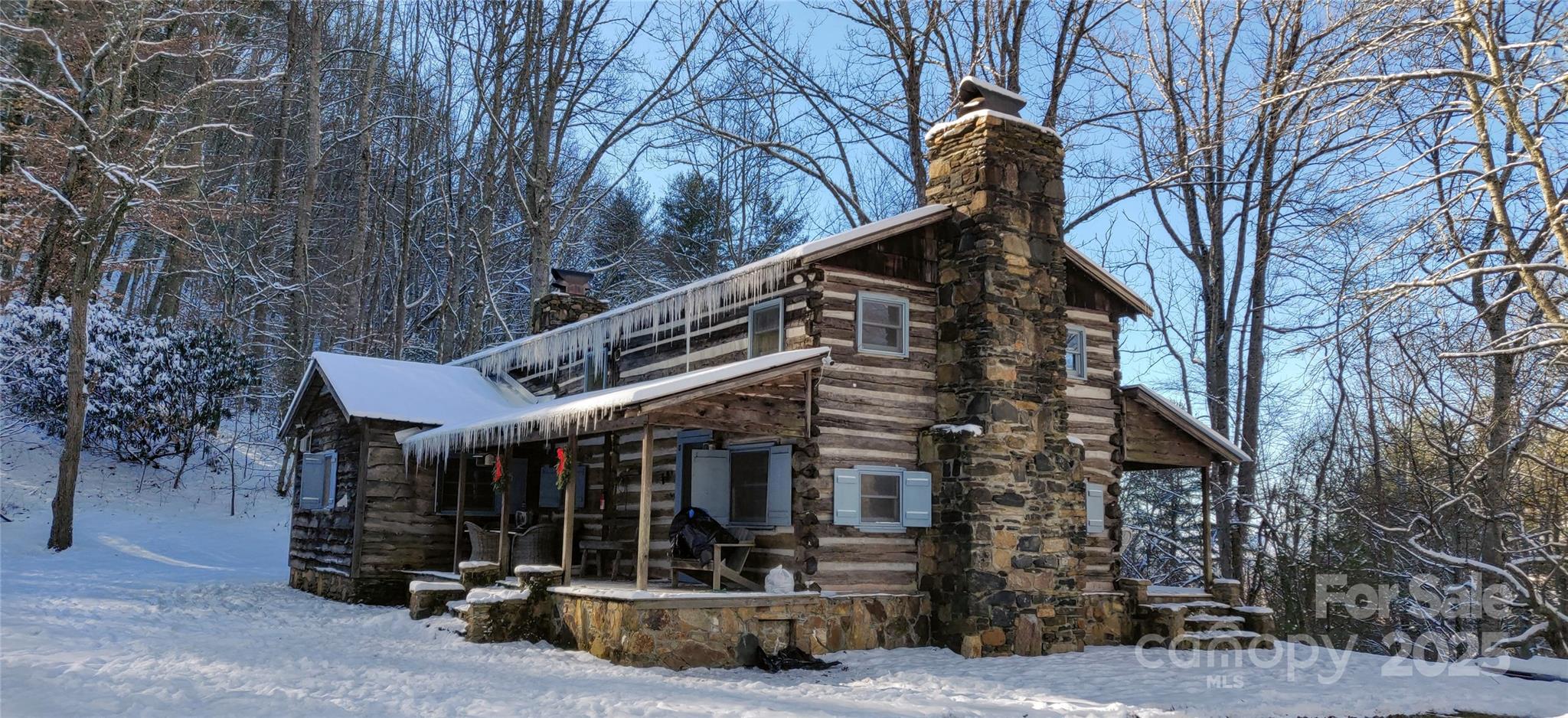 Burnsville, North Carolina, 28714, United States, 3 Bedrooms Bedrooms, ,2 BathroomsBathrooms,Residential,For Sale,1967012