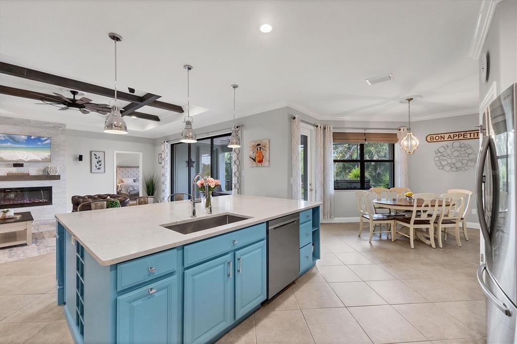 Venice, Florida, 34293, United States, 4 Bedrooms Bedrooms, ,2 BathroomsBathrooms,Residential,For Sale,1977981