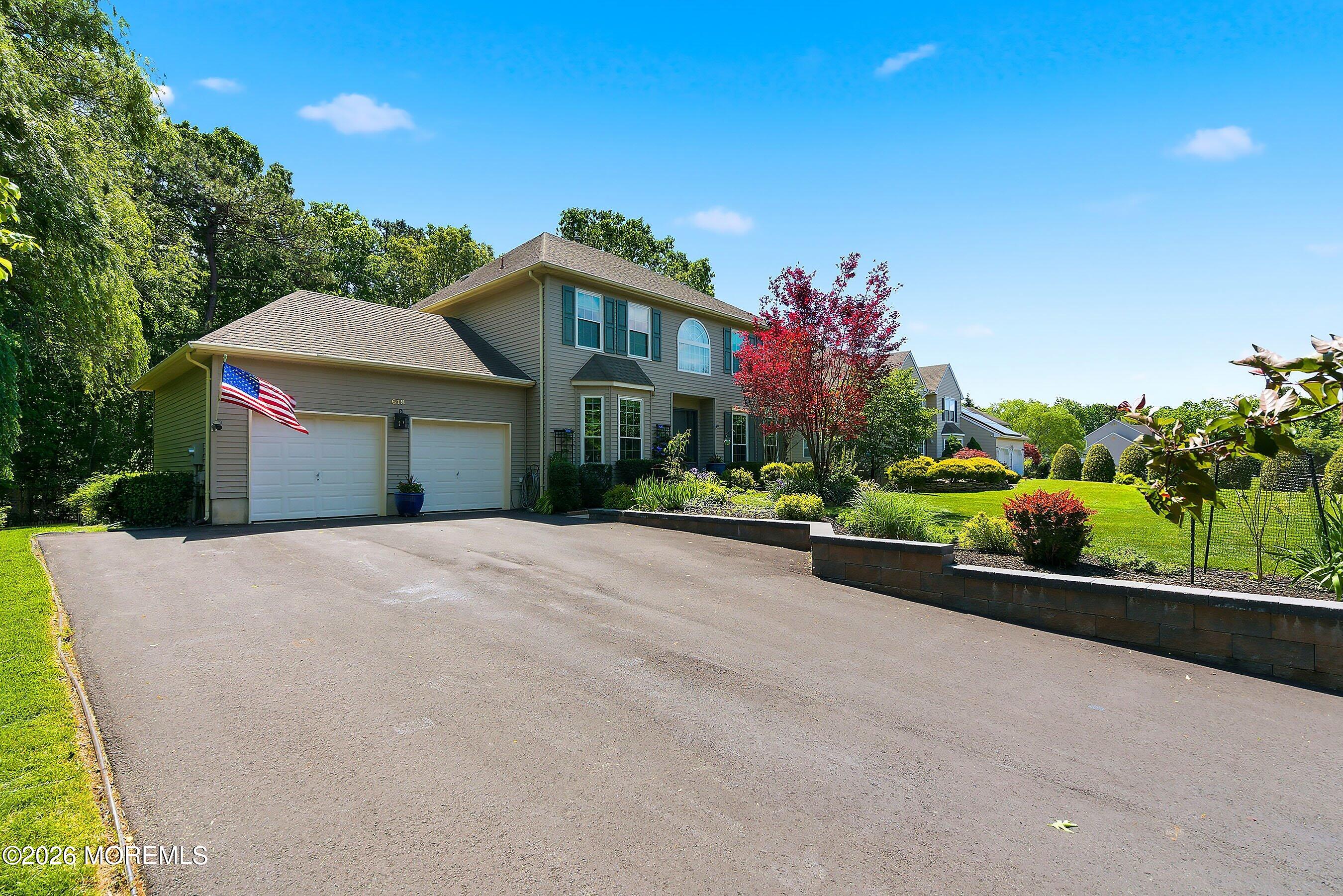Jackson, New Jersey, 08527, United States, 4 Bedrooms Bedrooms, ,3 BathroomsBathrooms,Residential,For Sale,2048459
