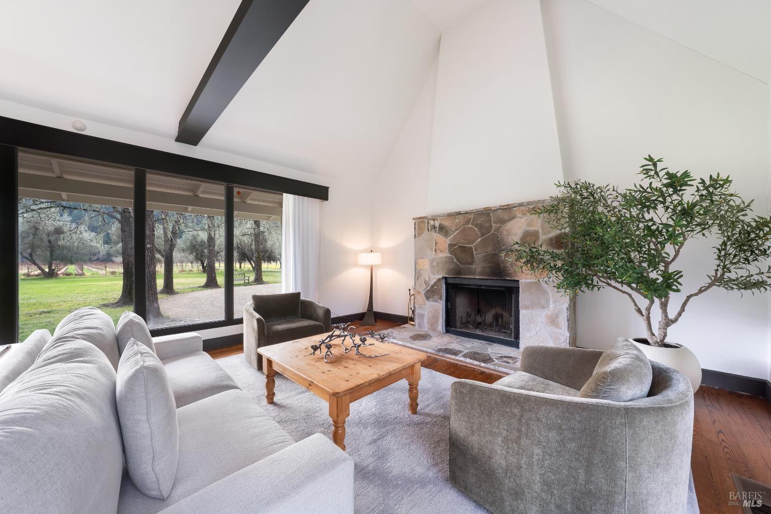 Calistoga, California, 94515, United States, 3 Bedrooms Bedrooms, ,3 BathroomsBathrooms,Residential,For Sale,1990921