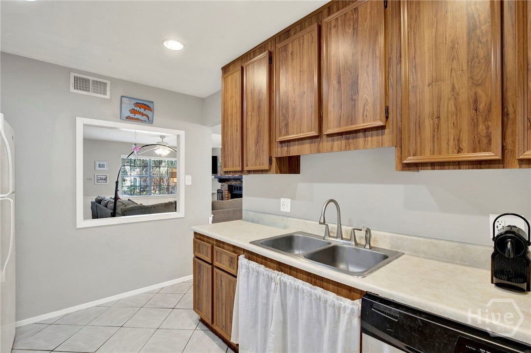 TYBEE ISLAND, Georgia, 31328, United States, 4 Bedrooms Bedrooms, ,2 BathroomsBathrooms,Residential,For Sale,2030001