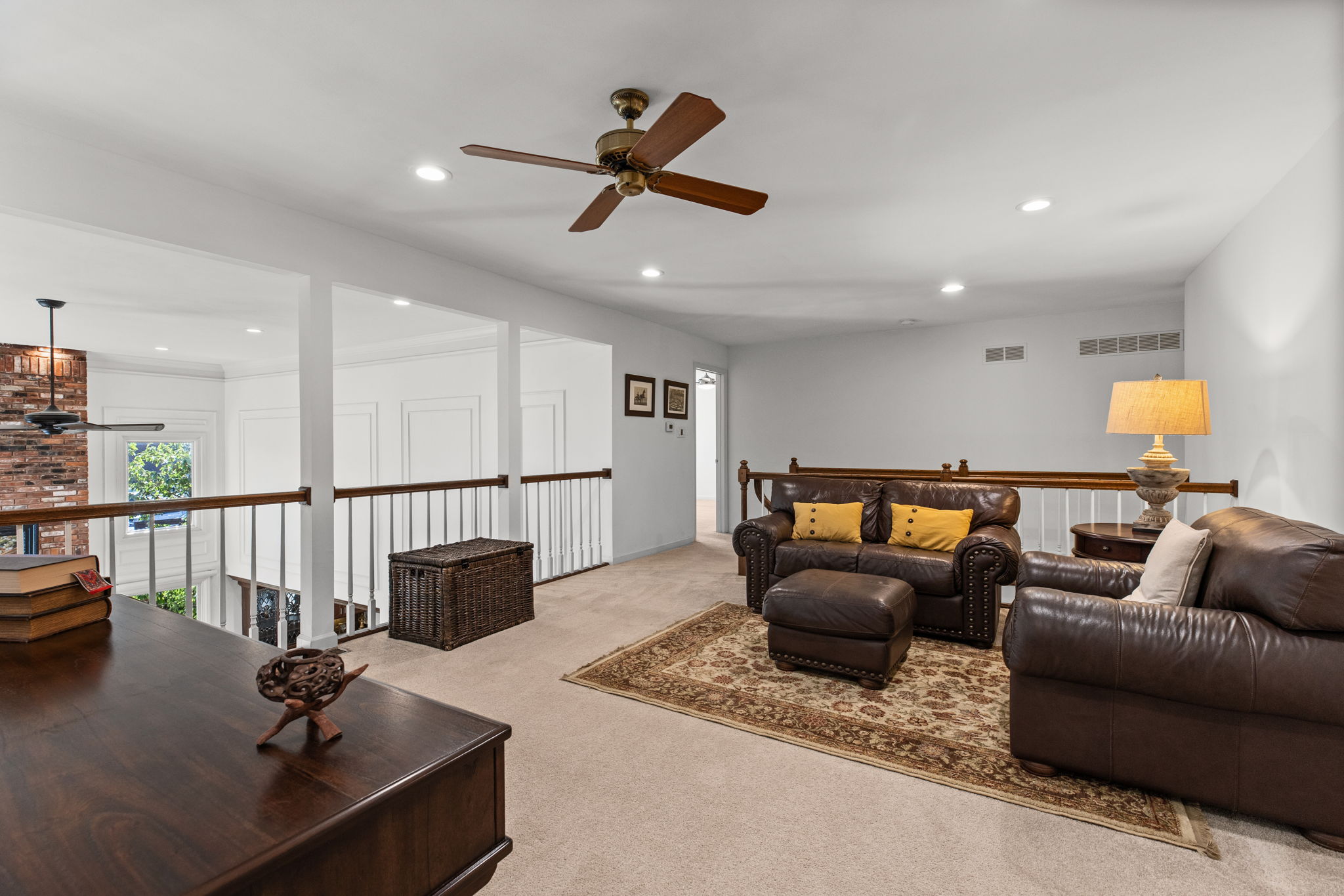  Stunning Cedar Springs Townhome with Modern Updates and Spacious Living - 物件實景