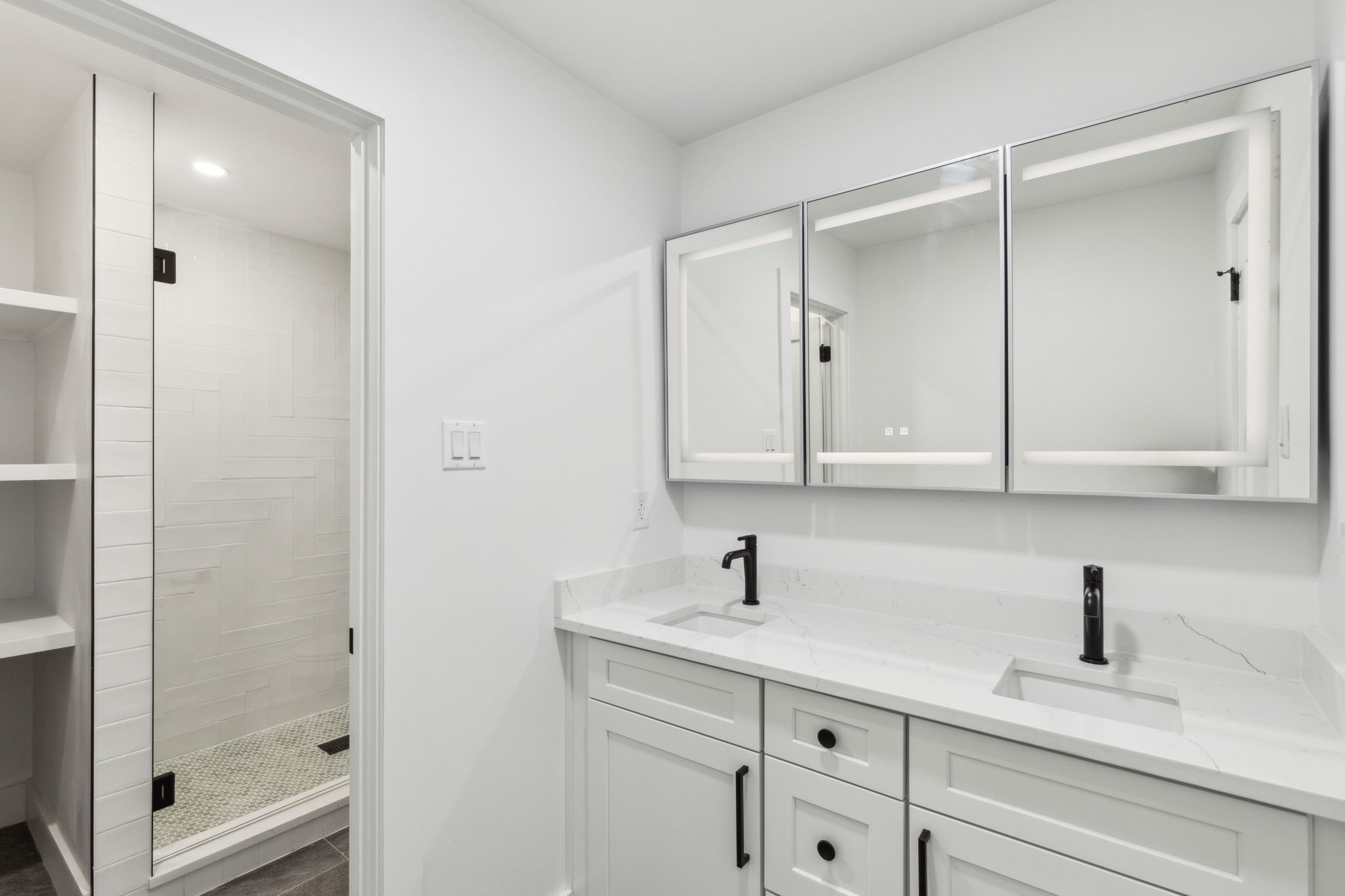 Richardson, Texas, 75081, United States, 4 Bedrooms Bedrooms, ,4 BathroomsBathrooms,Residential,For Sale,1786157
