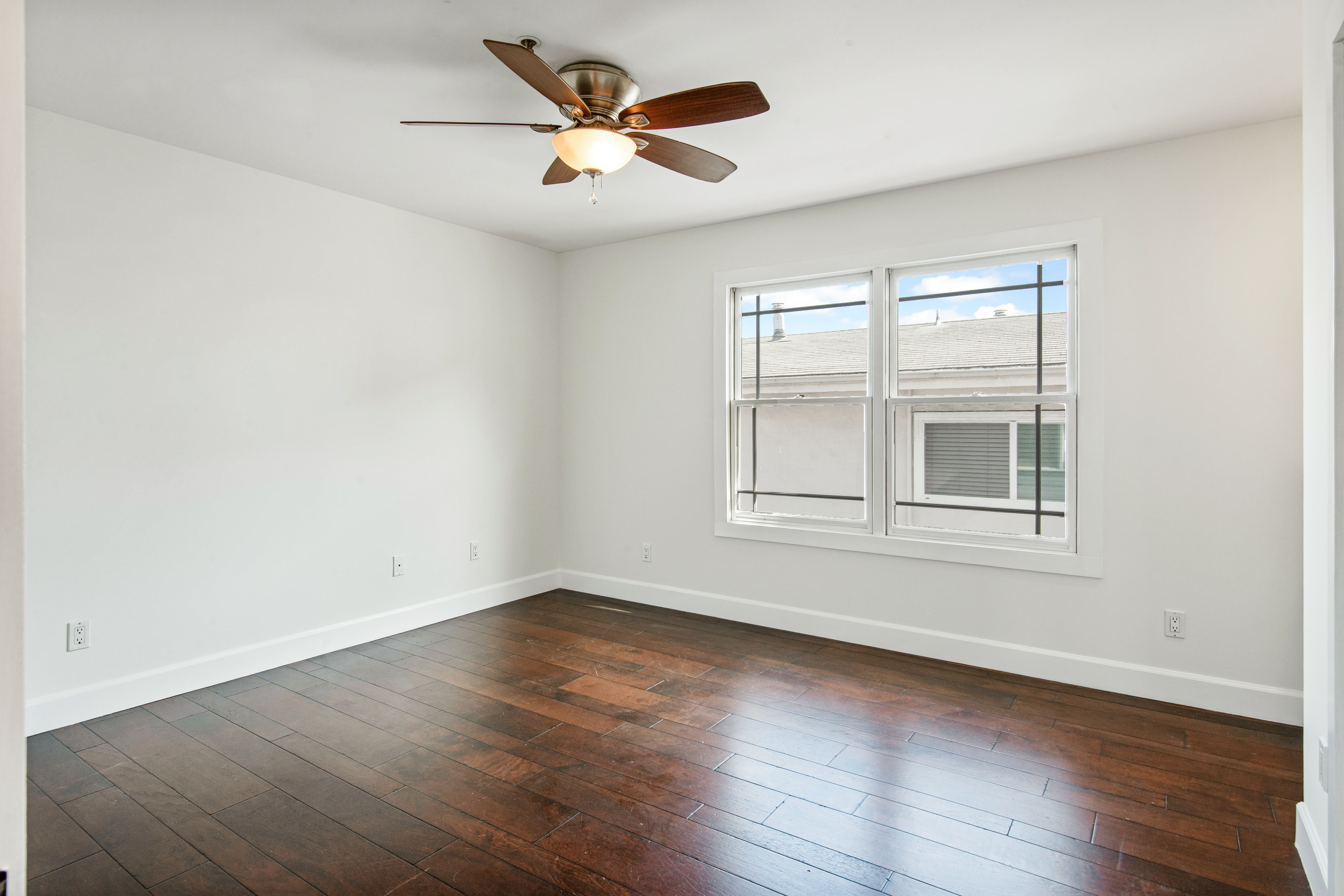  420 South Broadway, Redondo Beach, CA 90277 - 物件實景