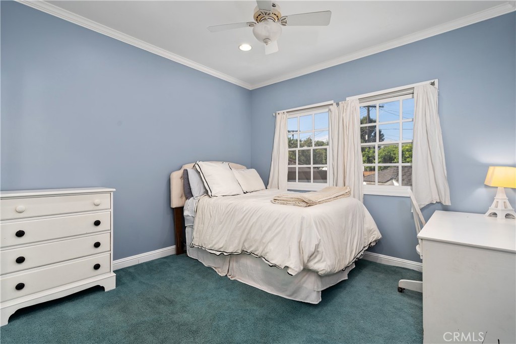 Studio City, California, 91602, United States, 5 Bedrooms Bedrooms, ,4 BathroomsBathrooms,Residential,For Sale,1947106
