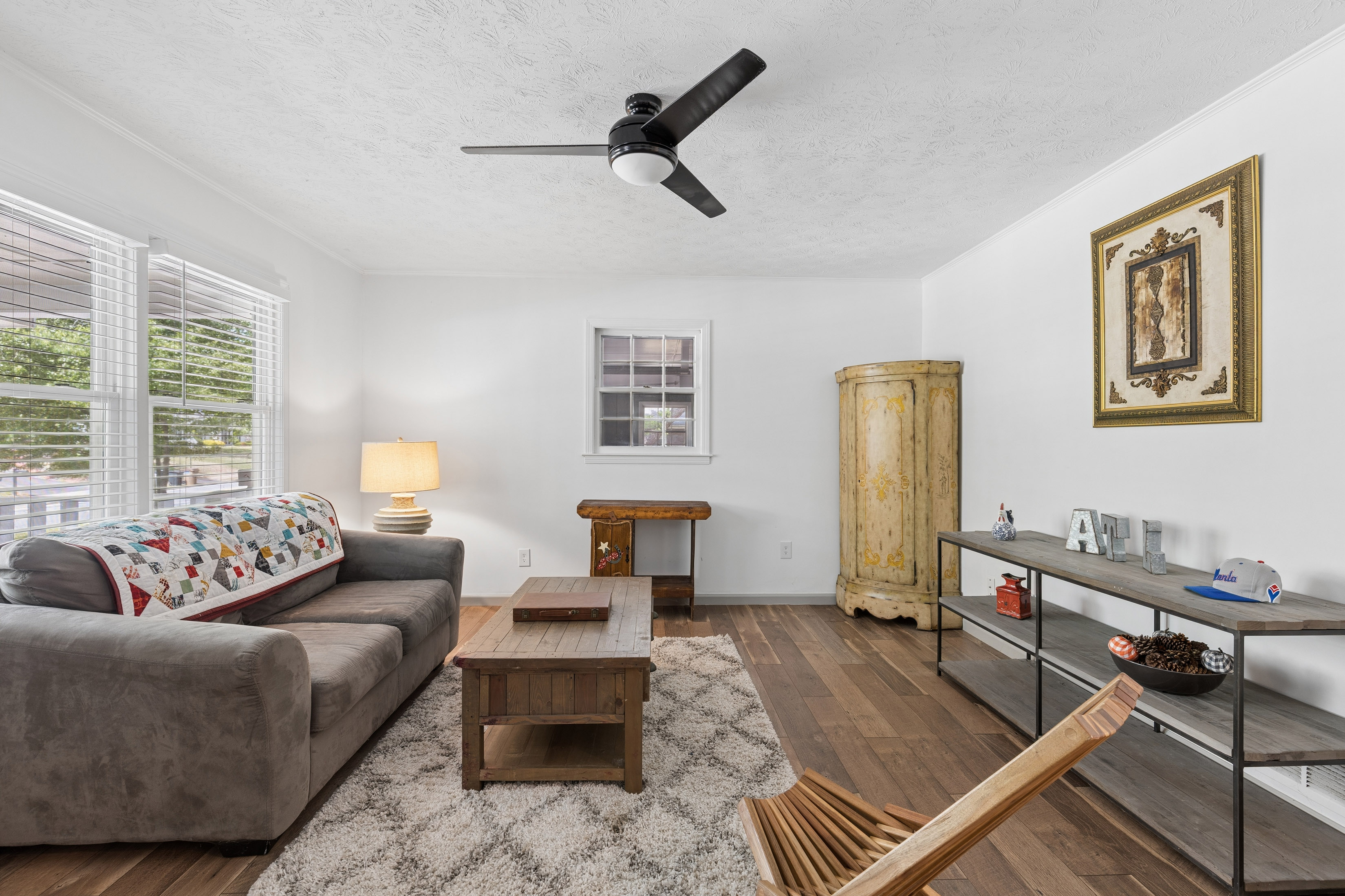 Spacious Ranch with Backyard Retreat in Powder Springs - 物件實景