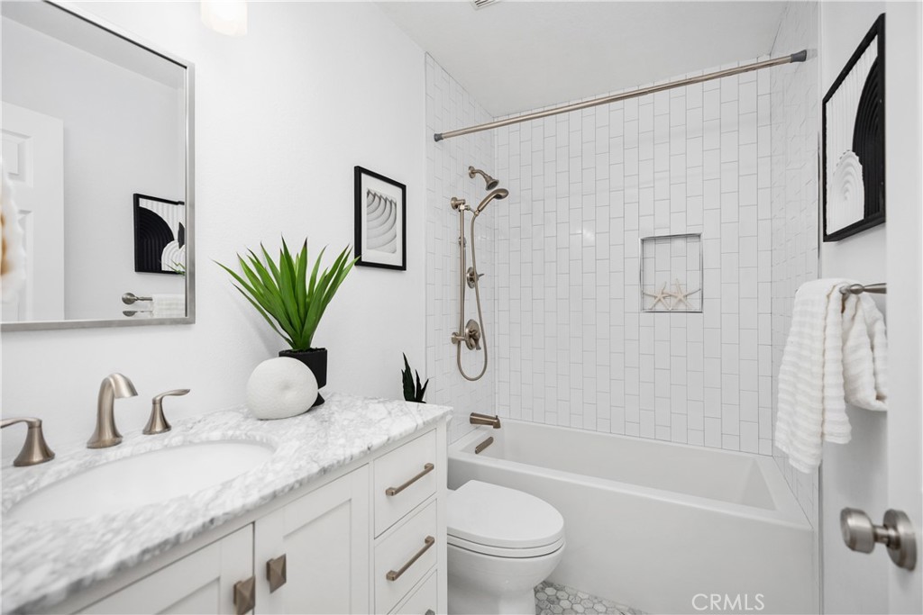 Laguna Niguel, California, 92677, United States, 3 Bedrooms Bedrooms, ,3 BathroomsBathrooms,Residential,For Sale,1985544