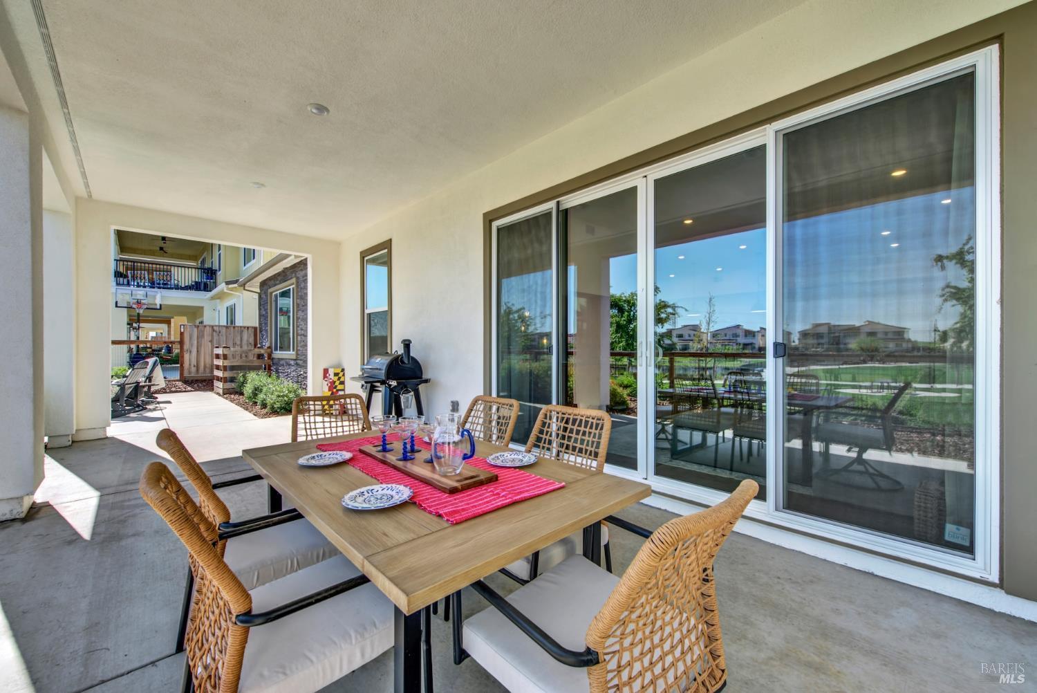 Fairfield, California, 94533, United States, 3 Bedrooms Bedrooms, ,2 BathroomsBathrooms,Residential,For Sale,2025856