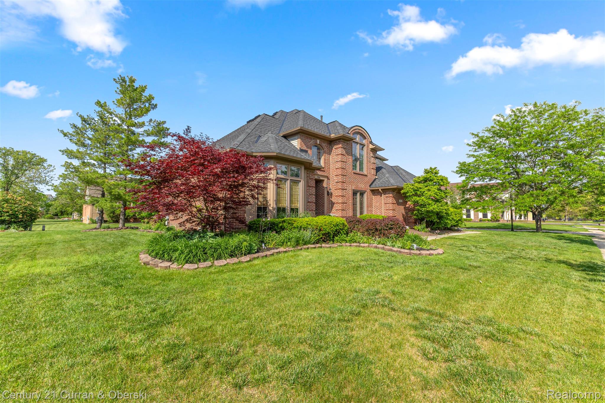 Canton Charter Township, Michigan, 48188, United States, 4 Bedrooms Bedrooms, ,4 BathroomsBathrooms,Residential,For Sale,2049400