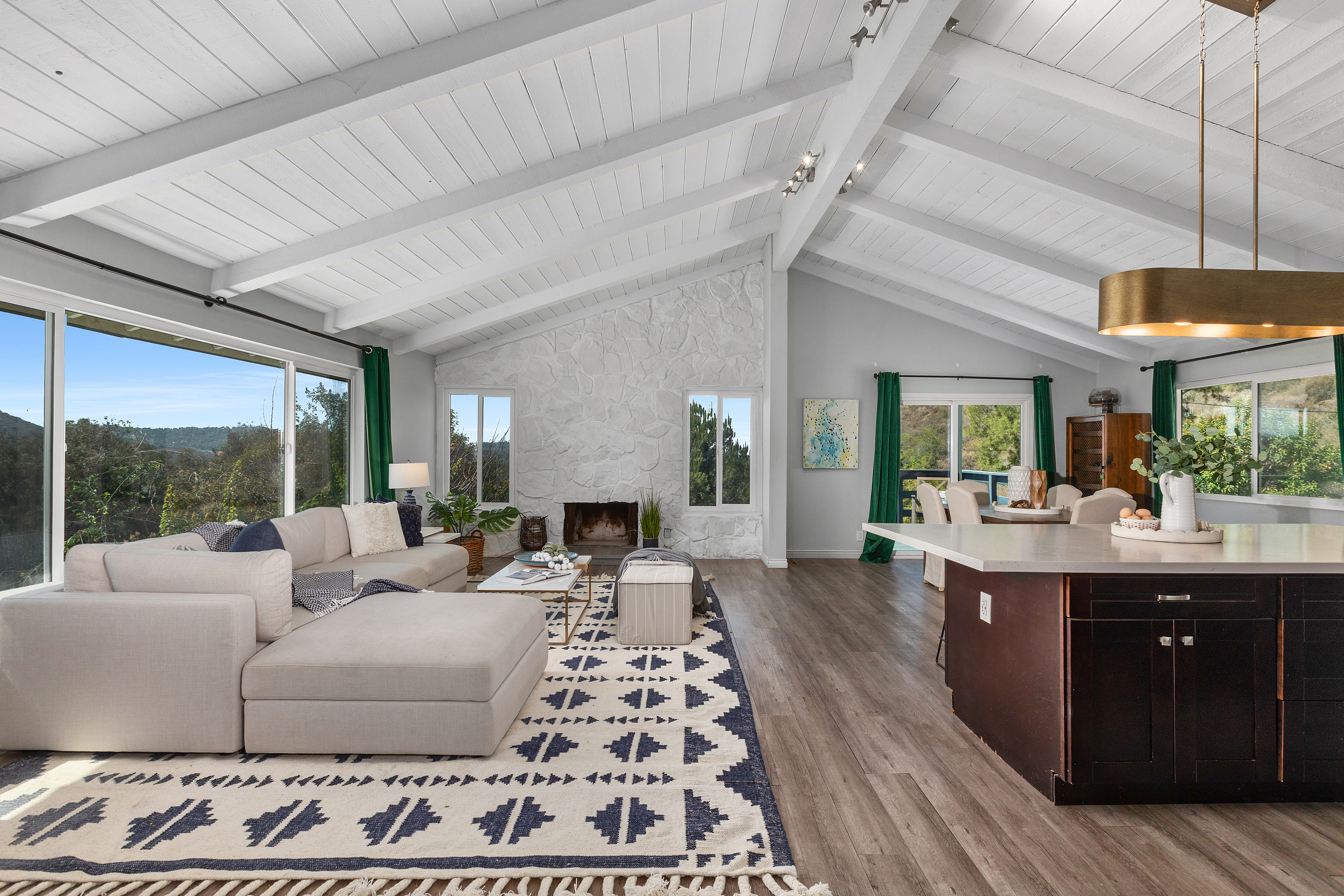  25950 Kaywood Drive, Escondido, CA 92026 - 物件實景