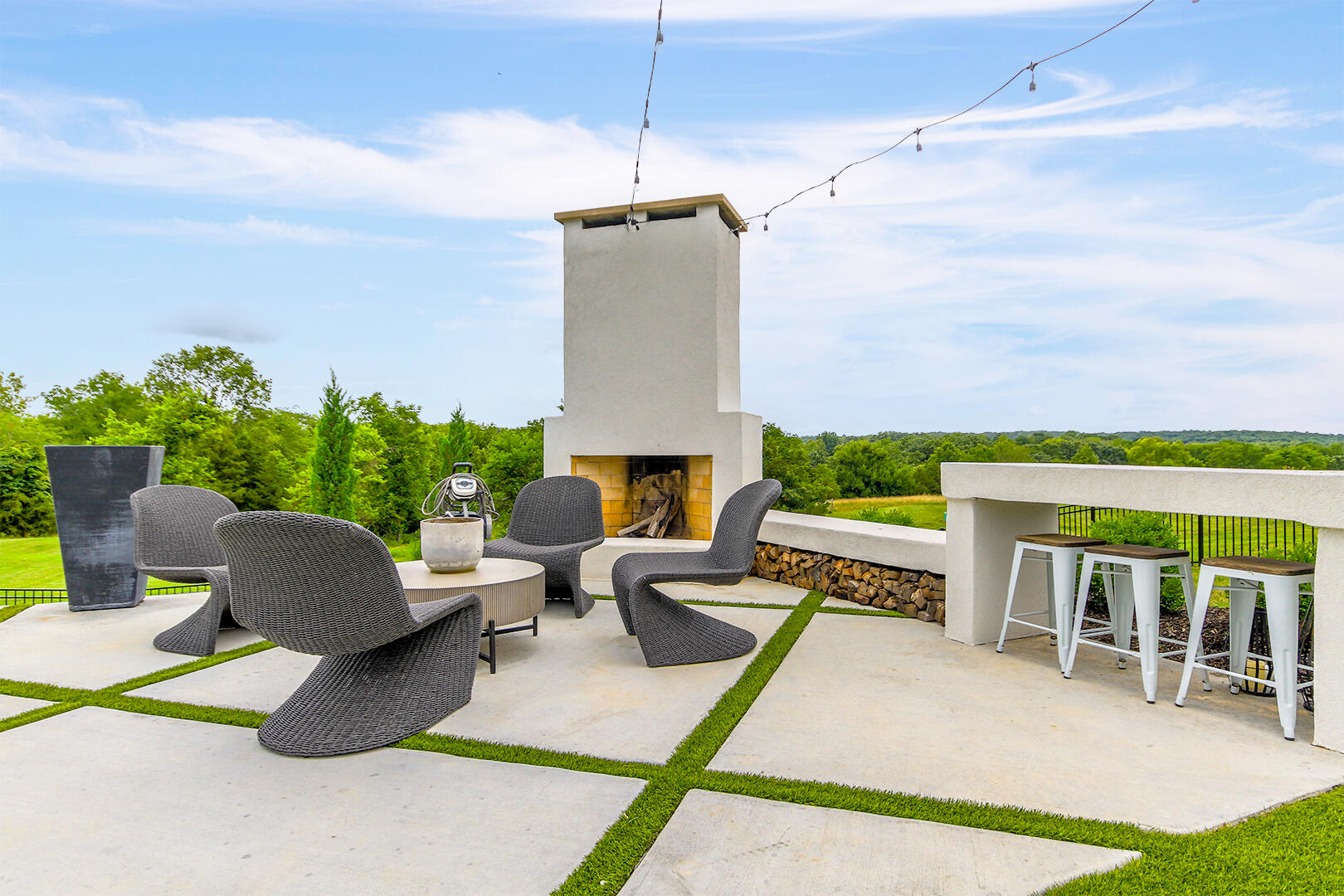 COLUMBIA, Missouri, 65202, United States, 5 Bedrooms Bedrooms, ,5 BathroomsBathrooms,Residential,For Sale,2019373