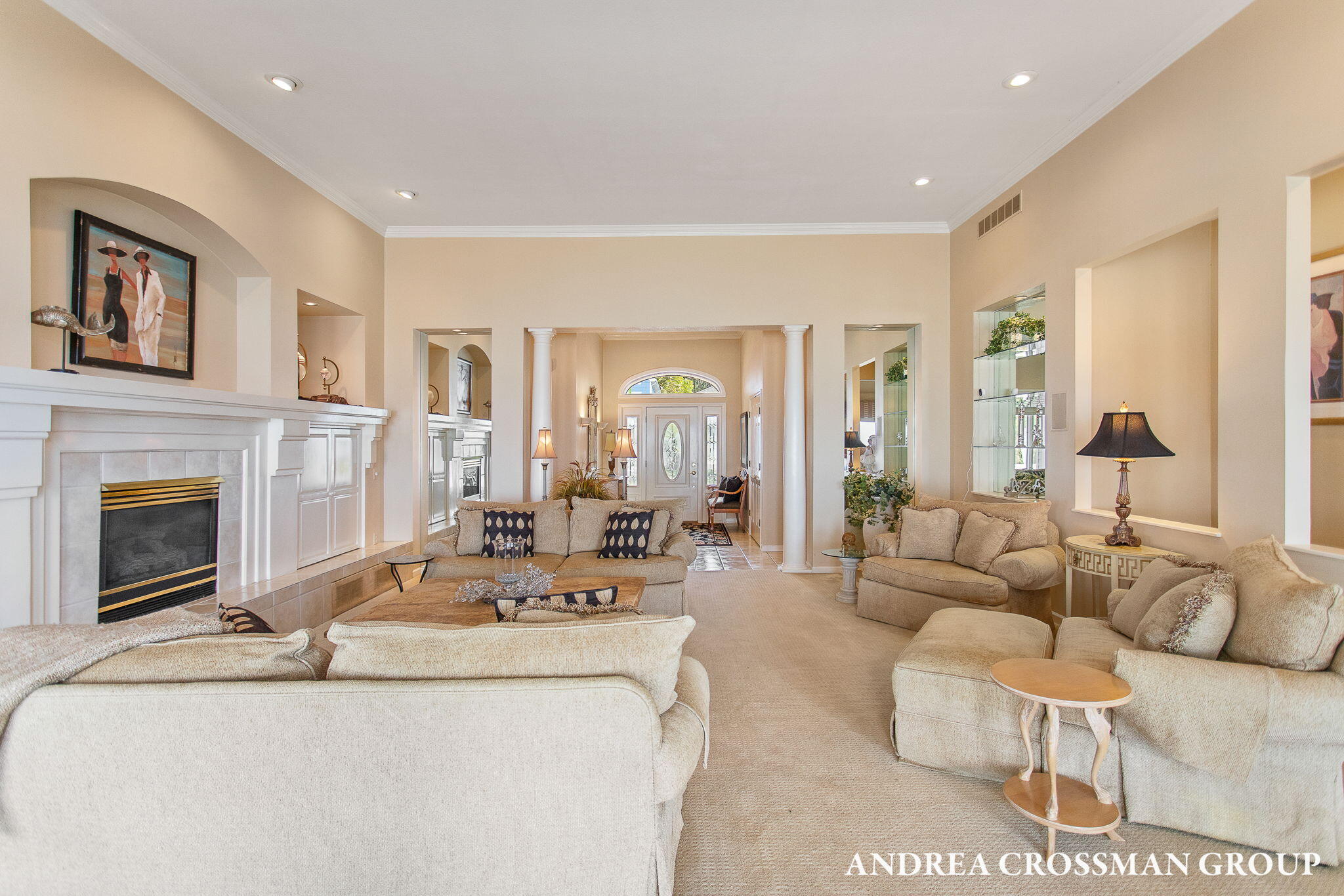 St. Joseph, Michigan, 49085, United States, 4 Bedrooms Bedrooms, ,4 BathroomsBathrooms,Residential,For Sale,1960959