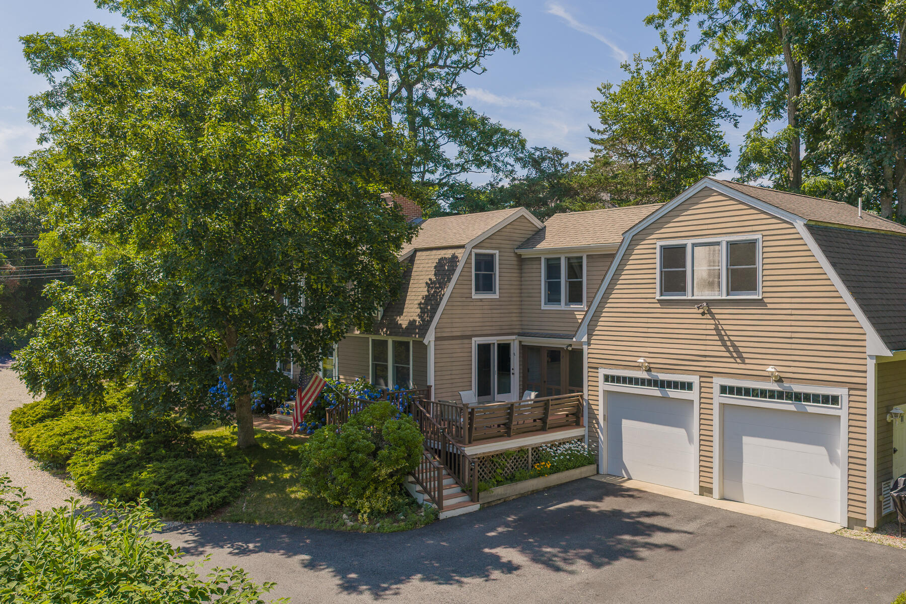  537 W Falmouth Highway - 物件實景