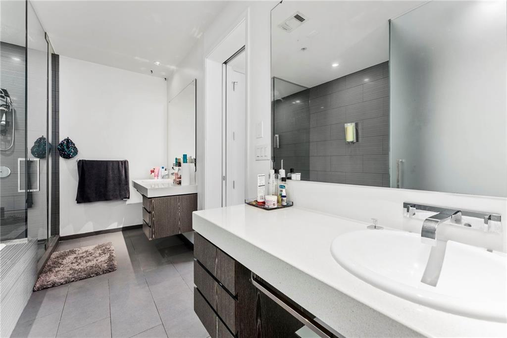 Atlanta, Georgia, 30308, United States, 2 Bedrooms Bedrooms, ,3 BathroomsBathrooms,Residential,For Sale,1967634