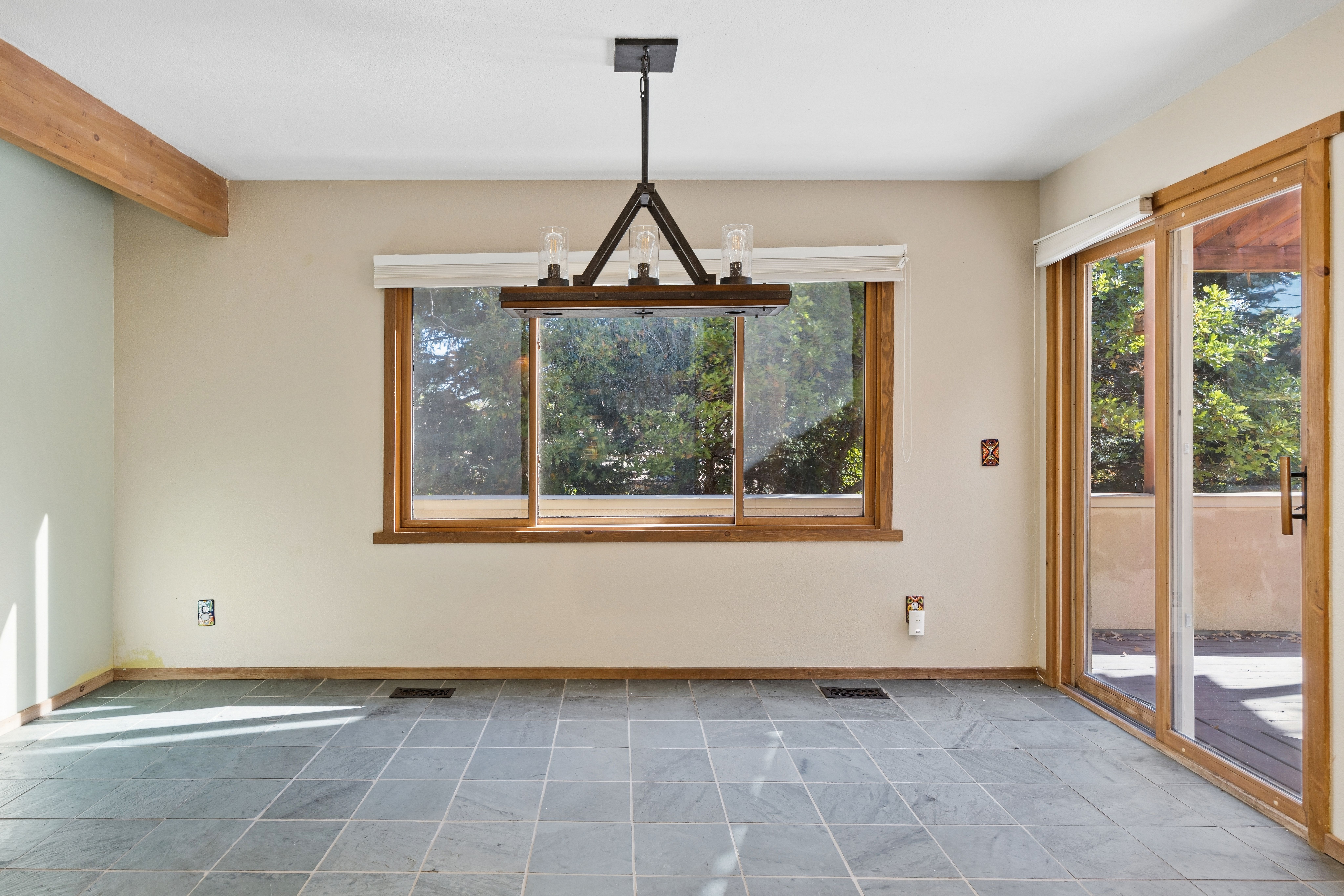  A Warm And Inviting Retreat That Blends Beautifully With The Surroundings - 物件實景