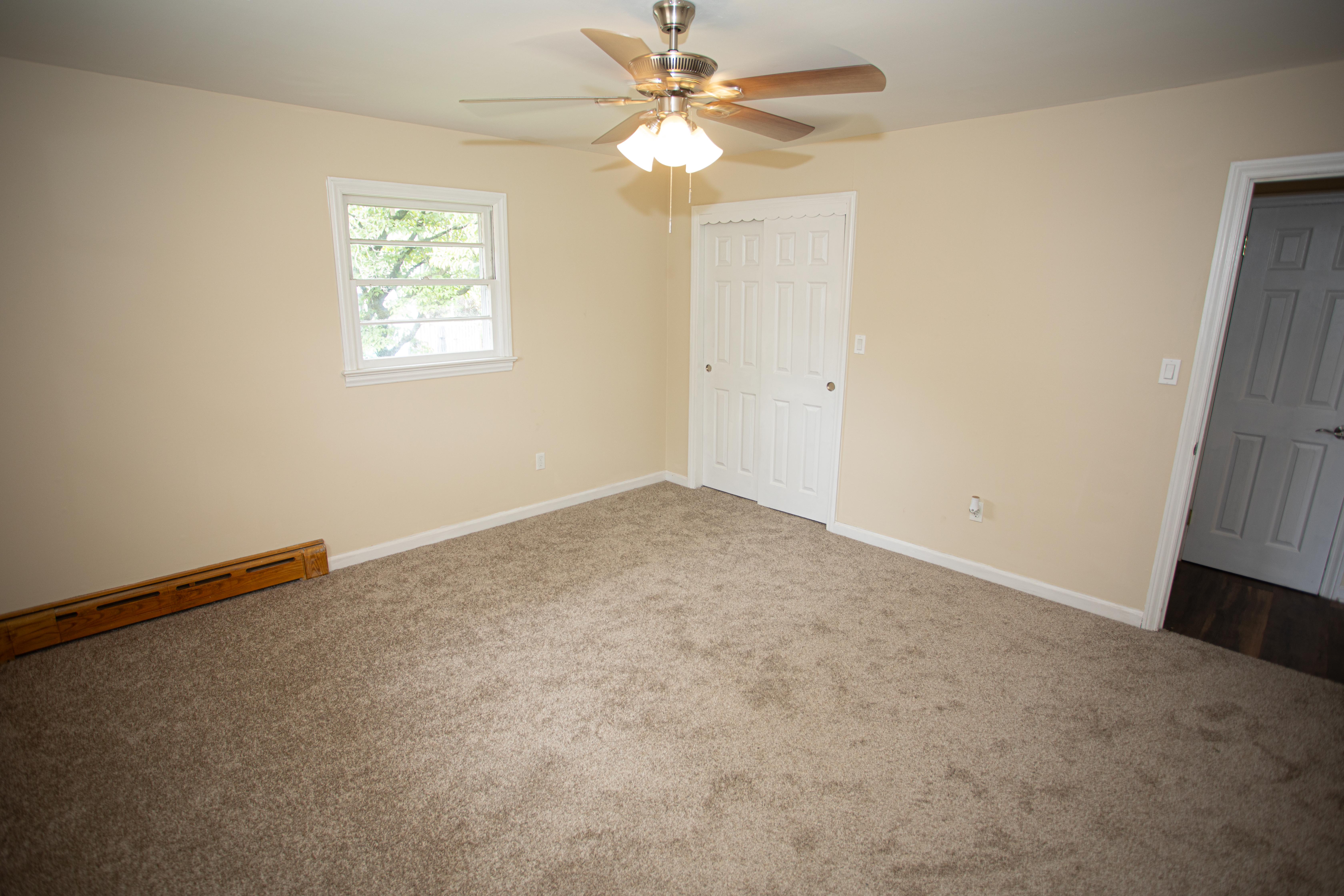 1220 - South Amboy, New Jersey, 08879, United States, 3 Bedrooms Bedrooms, ,2 BathroomsBathrooms,Residential,For Sale,1983627