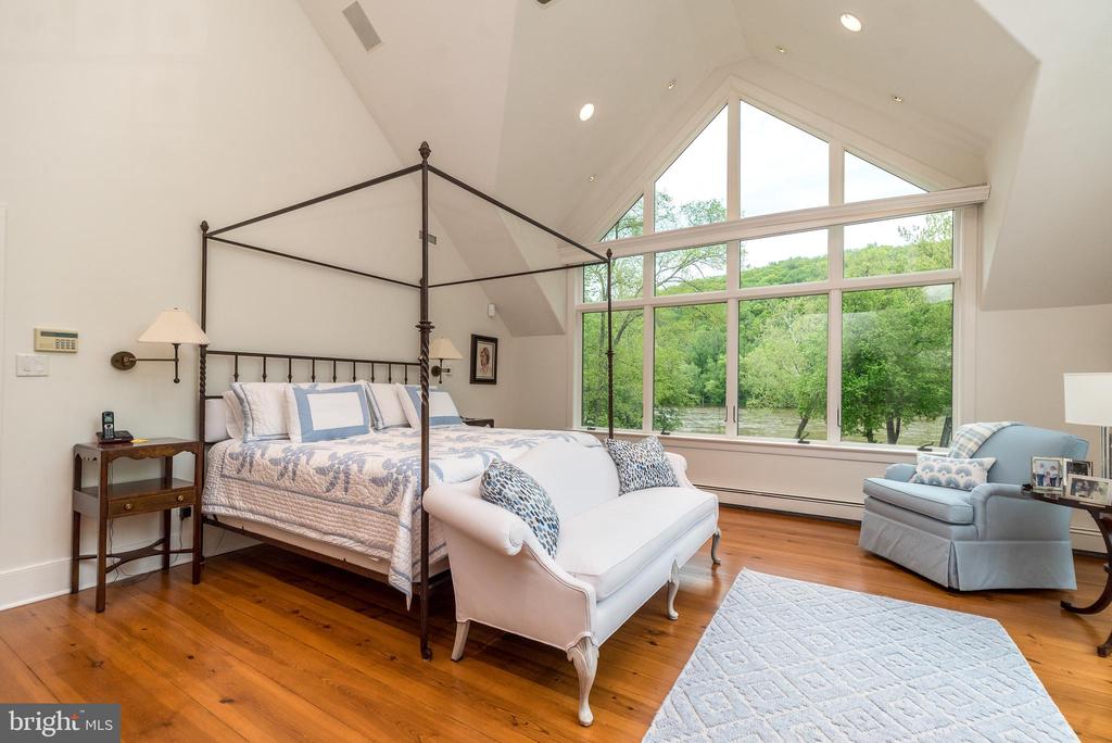 Point Pleasant, Pennsylvania, 18950, United States, 4 Bedrooms Bedrooms, ,6 BathroomsBathrooms,Residential,For Sale,1794565