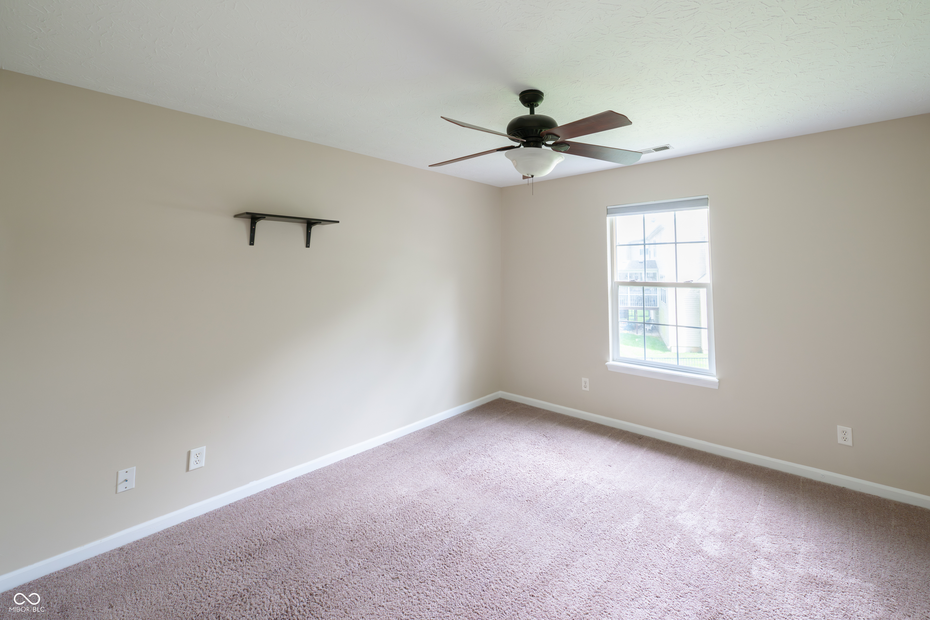 Carmel, Indiana, 46033, United States, 4 Bedrooms Bedrooms, ,4 BathroomsBathrooms,Residential,For Sale,1975371