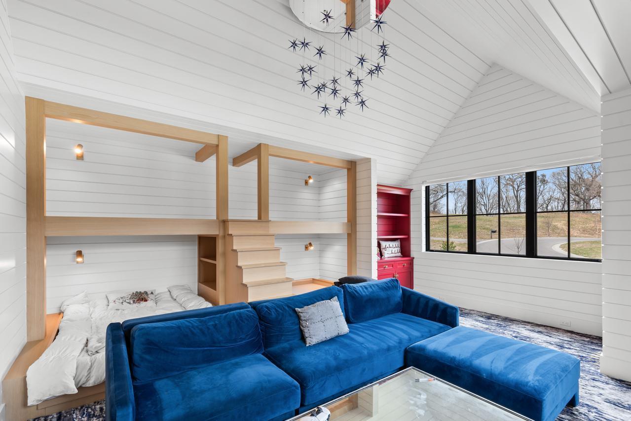 Orono, Minnesota, 55391, United States, 6 Bedrooms Bedrooms, ,3 BathroomsBathrooms,Residential,For Sale,2000639