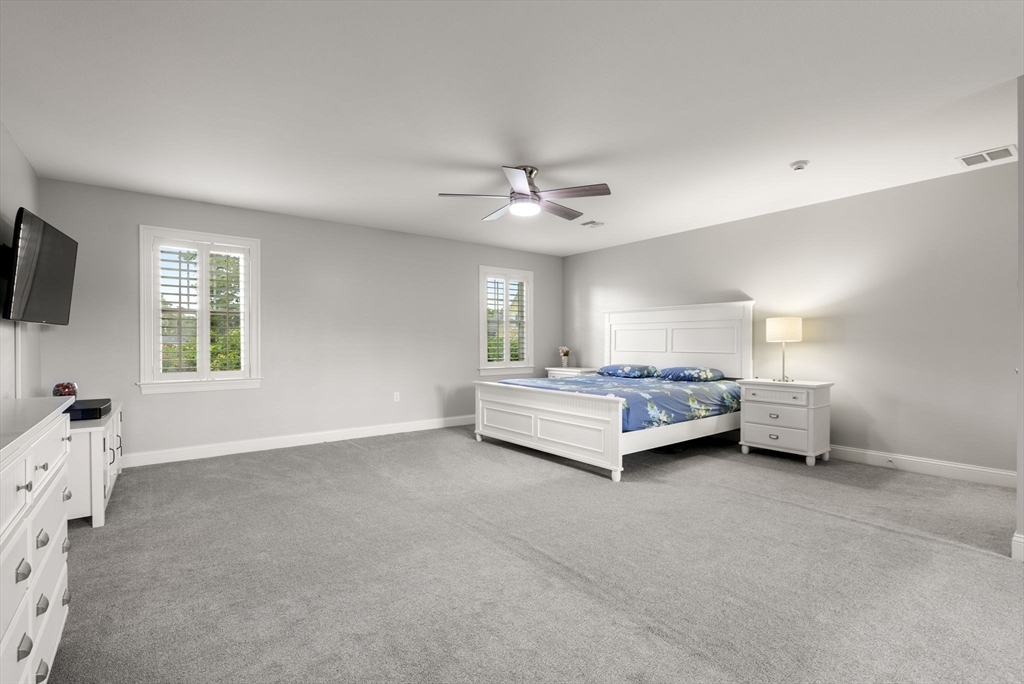 Ludlow, Massachusetts, 01056, United States, 3 Bedrooms Bedrooms, ,3 BathroomsBathrooms,Residential,For Sale,1942127