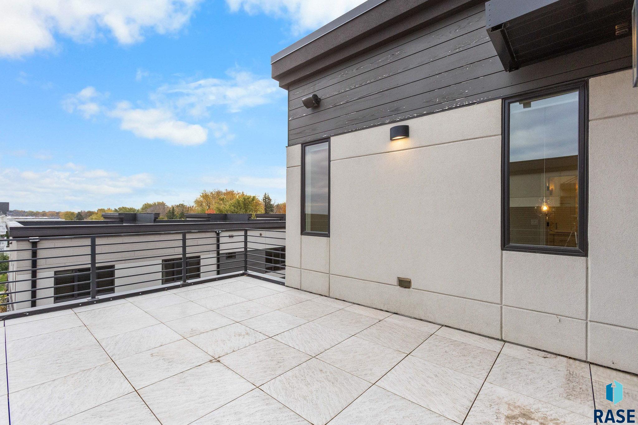 Sioux Falls, South Dakota, 57106, United States, 3 Bedrooms Bedrooms, ,2 BathroomsBathrooms,Residential,For Sale,1986319