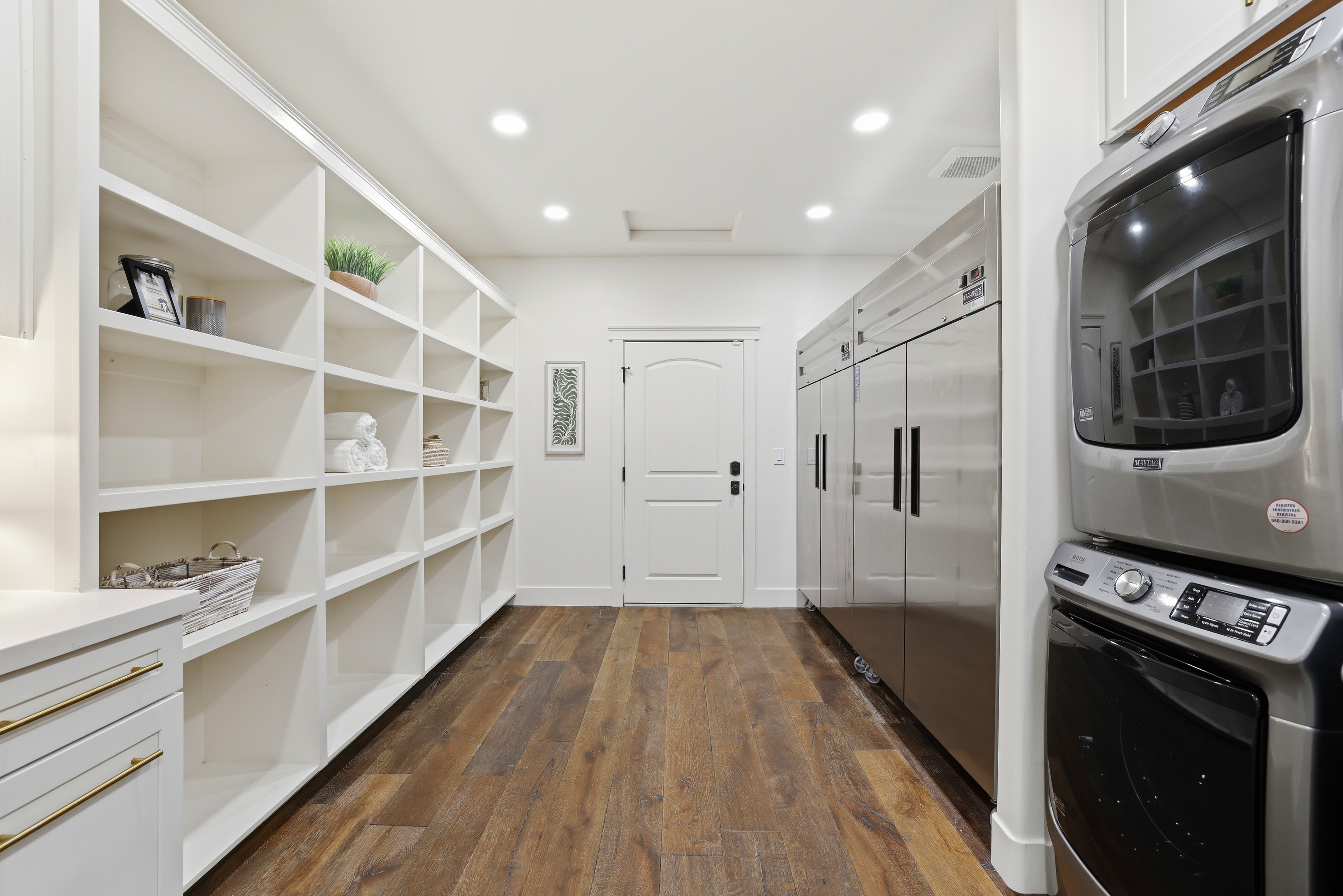  8735 Phoenix Avenue, Fair Oaks, CA 95628 - 物件實景