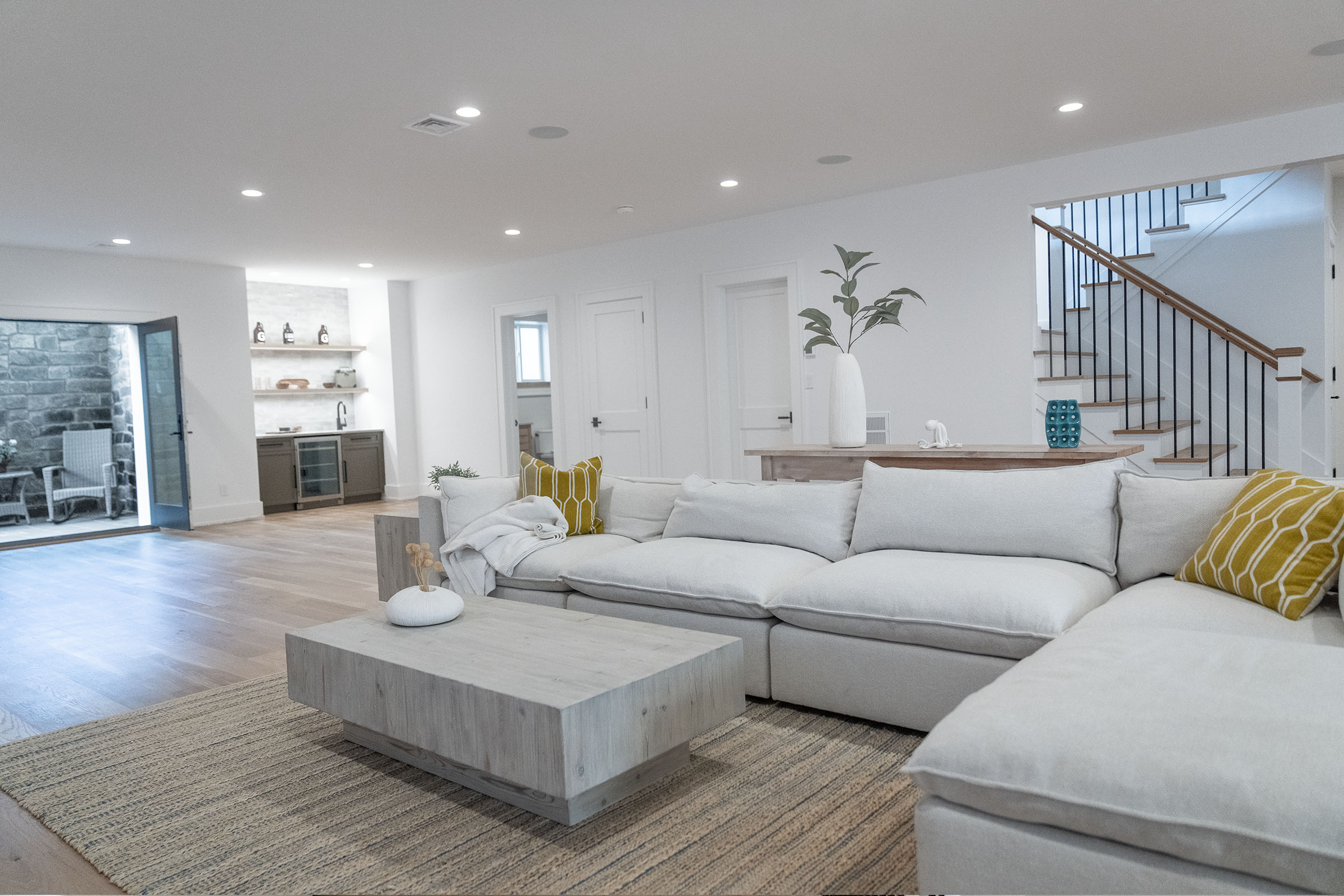 Southold, New York, 11971, United States, 4 Bedrooms Bedrooms, ,6 BathroomsBathrooms,Residential,For Sale,2005838