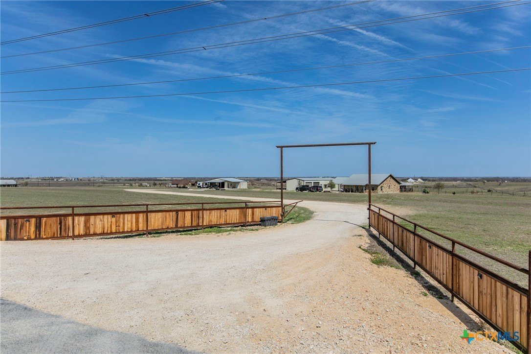Granger, Texas, 76530, United States, 3 Bedrooms Bedrooms, ,2 BathroomsBathrooms,Residential,For Sale,1923229
