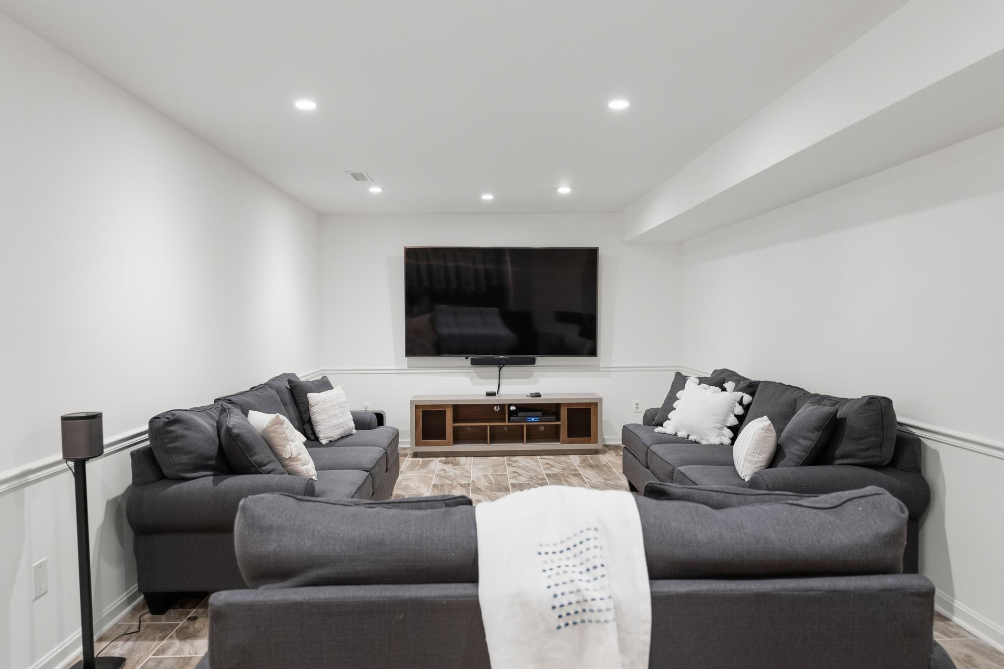  7905 Belleflower Drive, Springfield, VA, 22152 - 物件實景