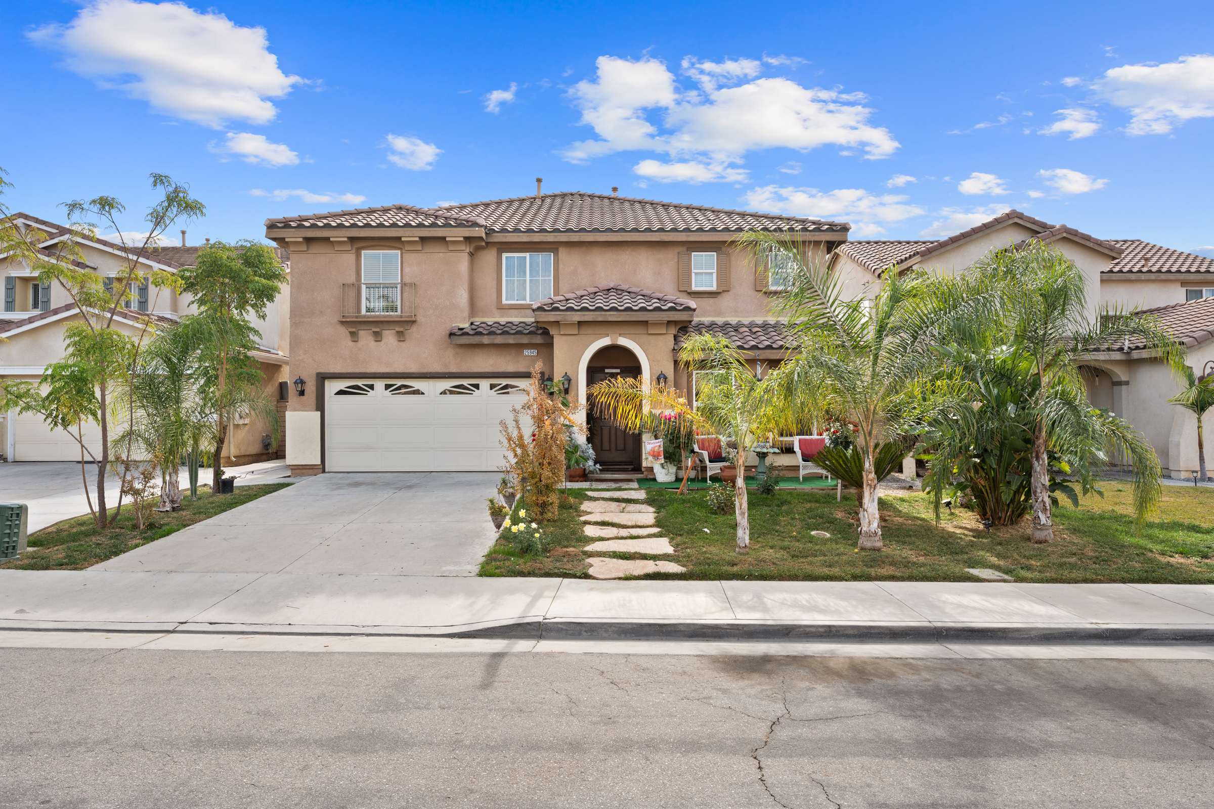 Moreno Valley, California, 92551, United States, 4 Bedrooms Bedrooms, ,3 BathroomsBathrooms,Residential,For Sale,1920483