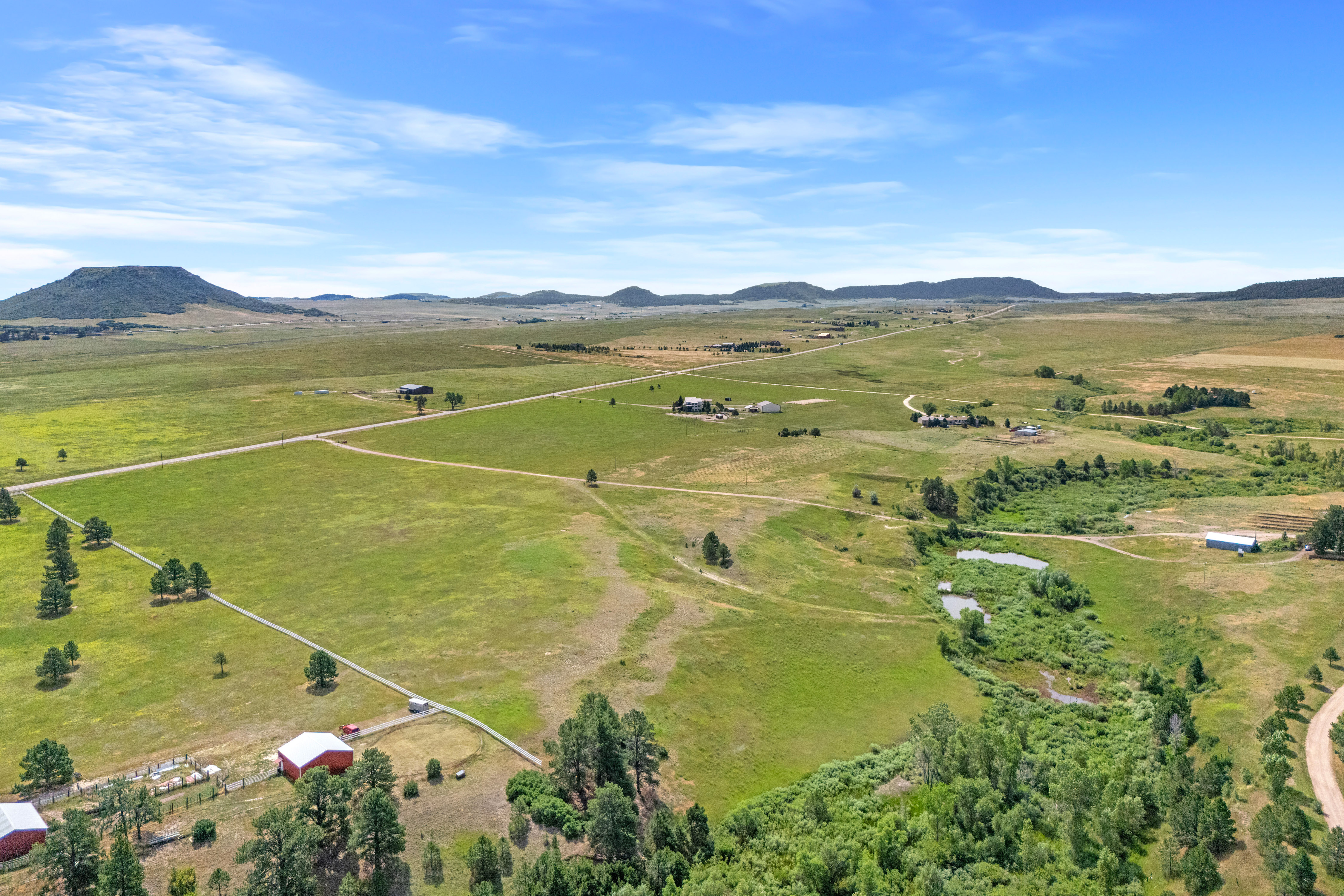  58 Acres of Natural Beauty and Versatility - 物件實景