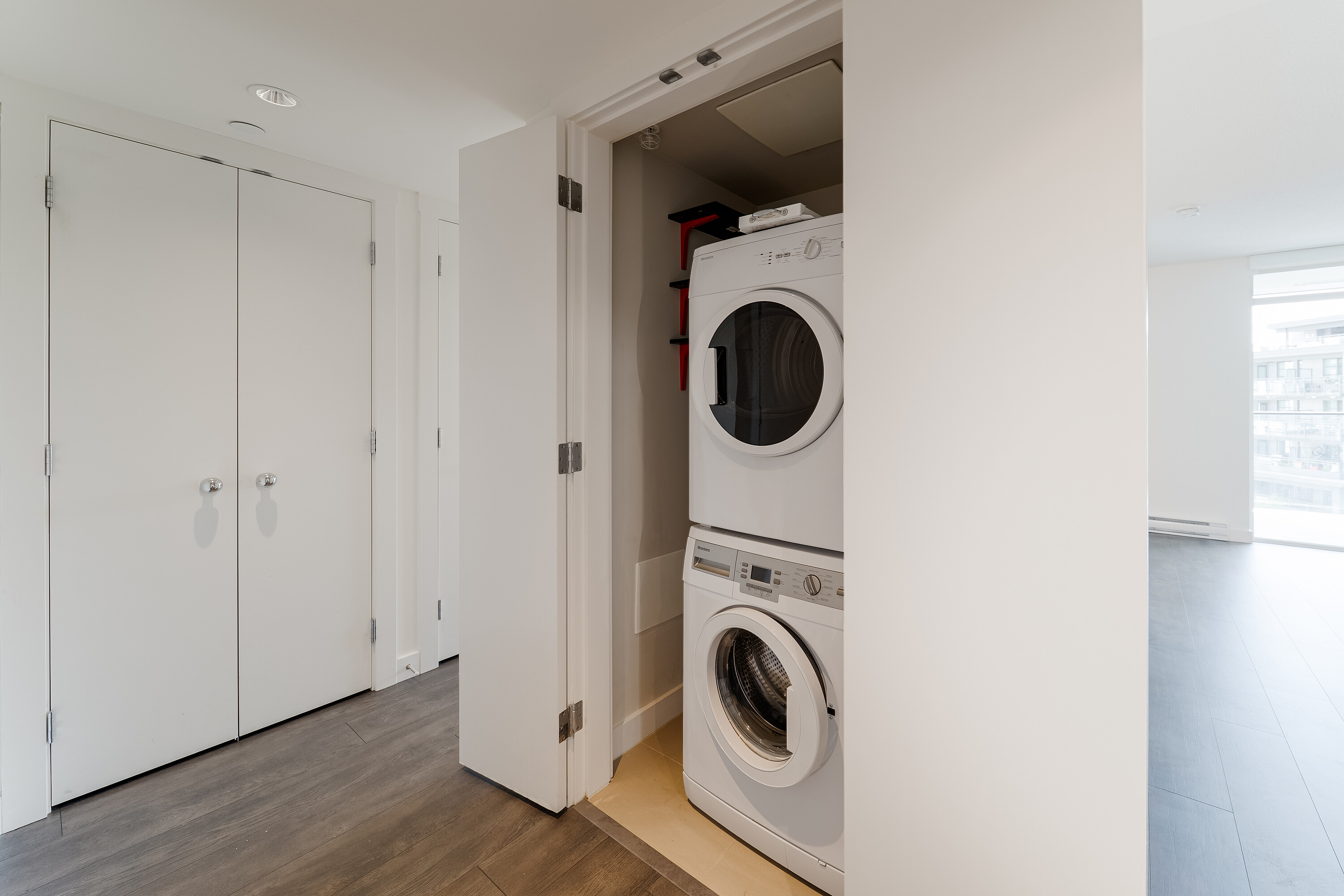  One Bedroom - Uptown II BOSA - 物件實景