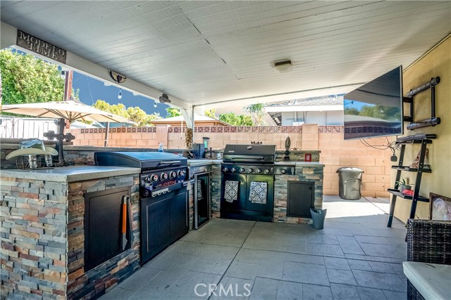 Canyon Country, California, 91351, United States, 4 Bedrooms Bedrooms, ,2 BathroomsBathrooms,Residential,For Sale,1977550