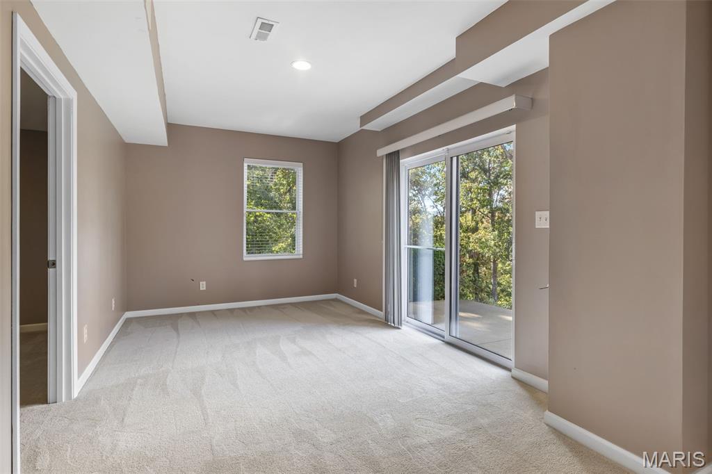 Festus, Missouri, 63028, United States, 4 Bedrooms Bedrooms, ,4 BathroomsBathrooms,Residential,For Sale,1954677