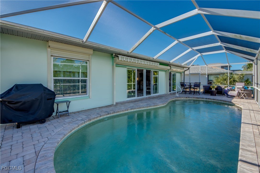 Fort Myers Beach, Florida, 33931, United States, 3 Bedrooms Bedrooms, ,2 BathroomsBathrooms,Residential,For Sale,1975143