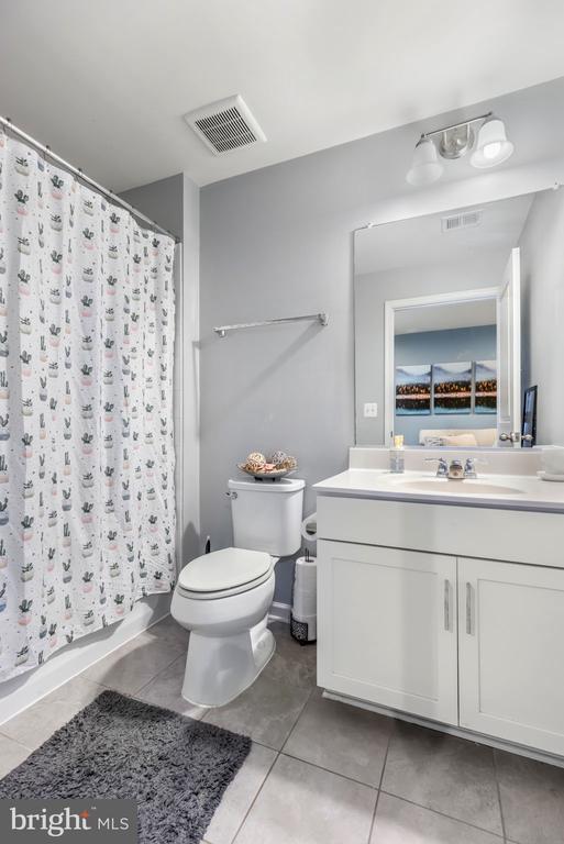 Woodbridge, Virginia, 22191, United States, 4 Bedrooms Bedrooms, ,4 BathroomsBathrooms,Residential,For Sale,2007486