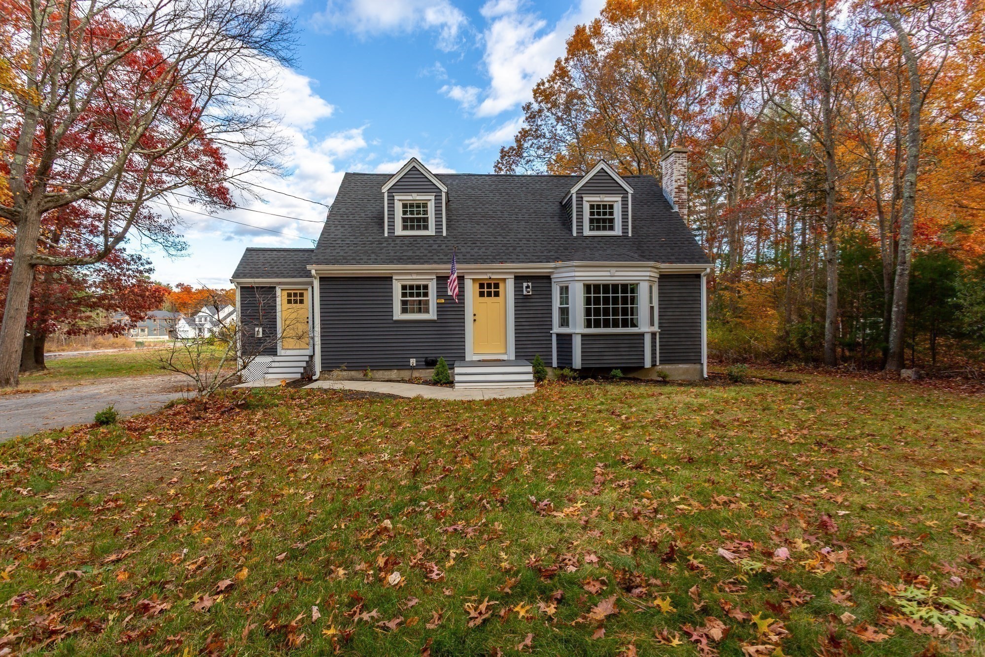 Raynham, Massachusetts, 02767, United States, 4 Bedrooms Bedrooms, ,3 BathroomsBathrooms,Residential,For Sale,1989927