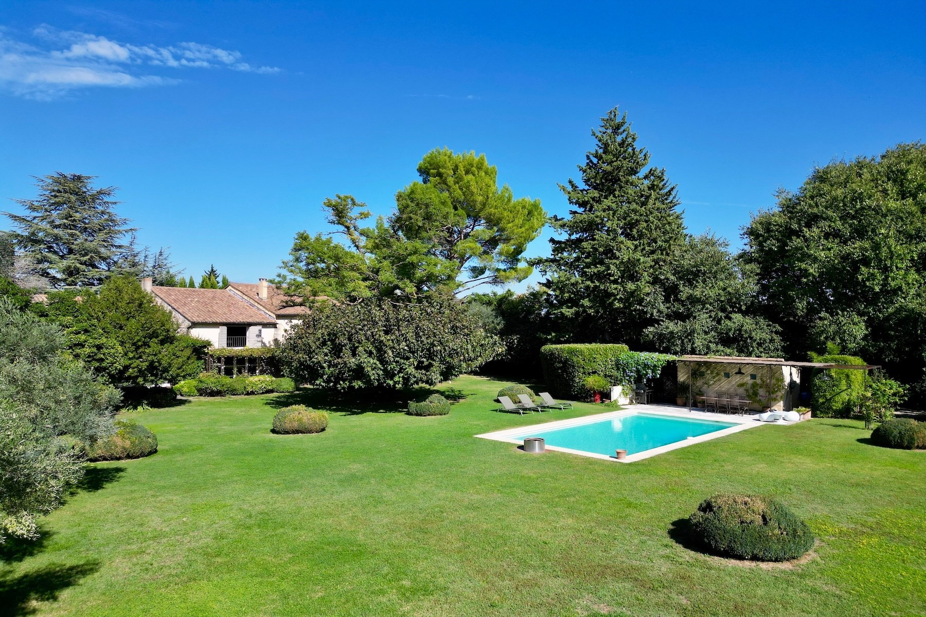  ELEGANT MAS - EXCEPTIONAL GARDEN - ROCHEFORT DU GARD - 物件實景