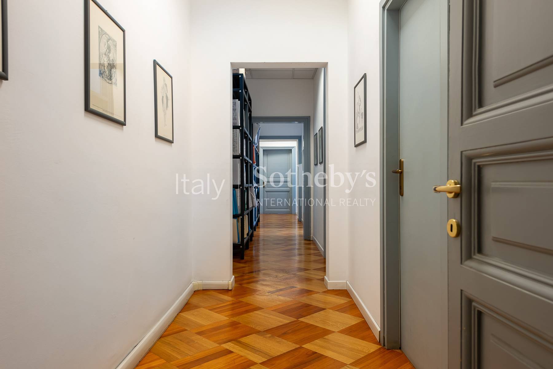  Elegant Period Residence Between Parioli and Pinciano - 物件實景