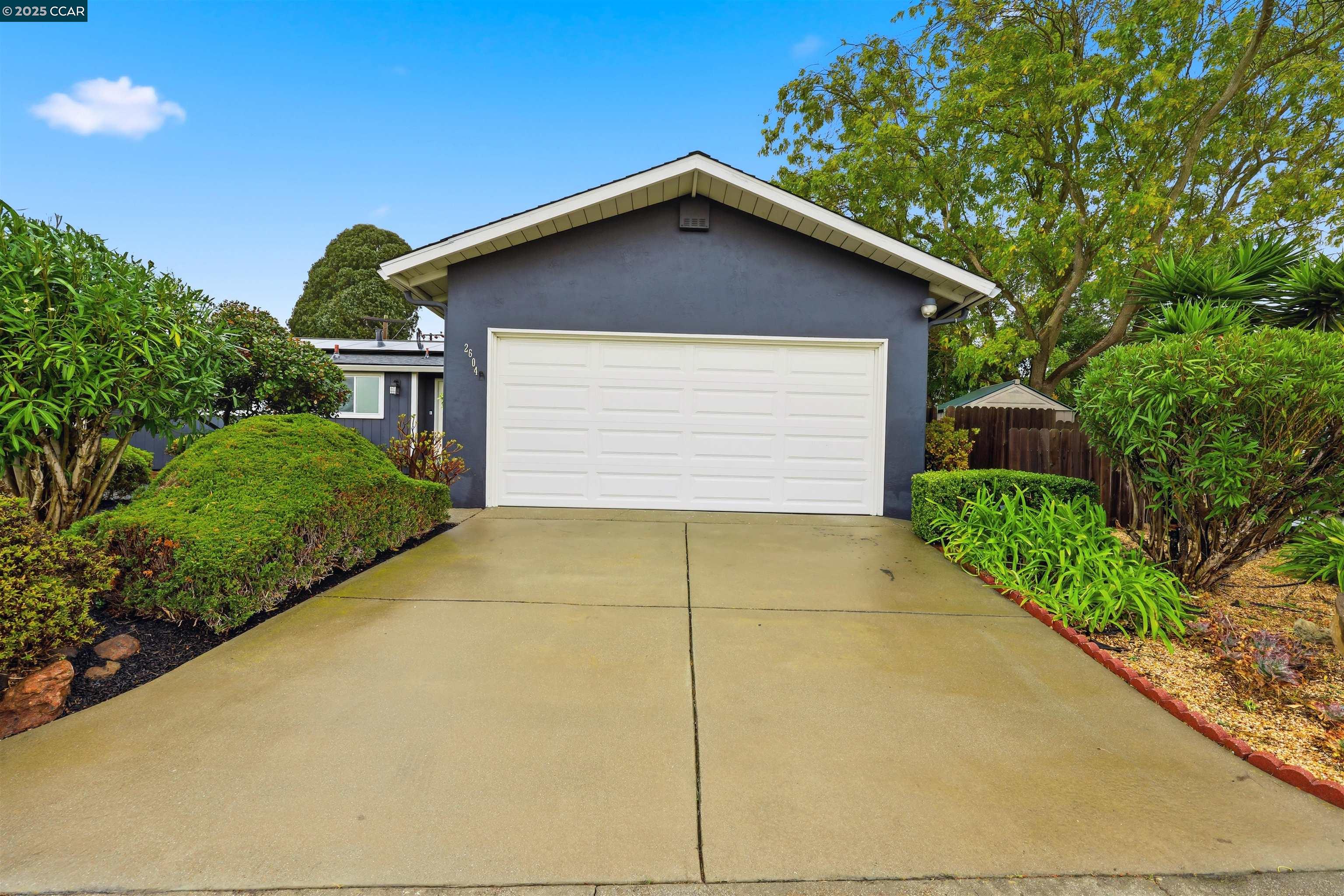 Richmond, California, 94806, United States, 3 Bedrooms Bedrooms, ,2 BathroomsBathrooms,Residential,For Sale,1989695