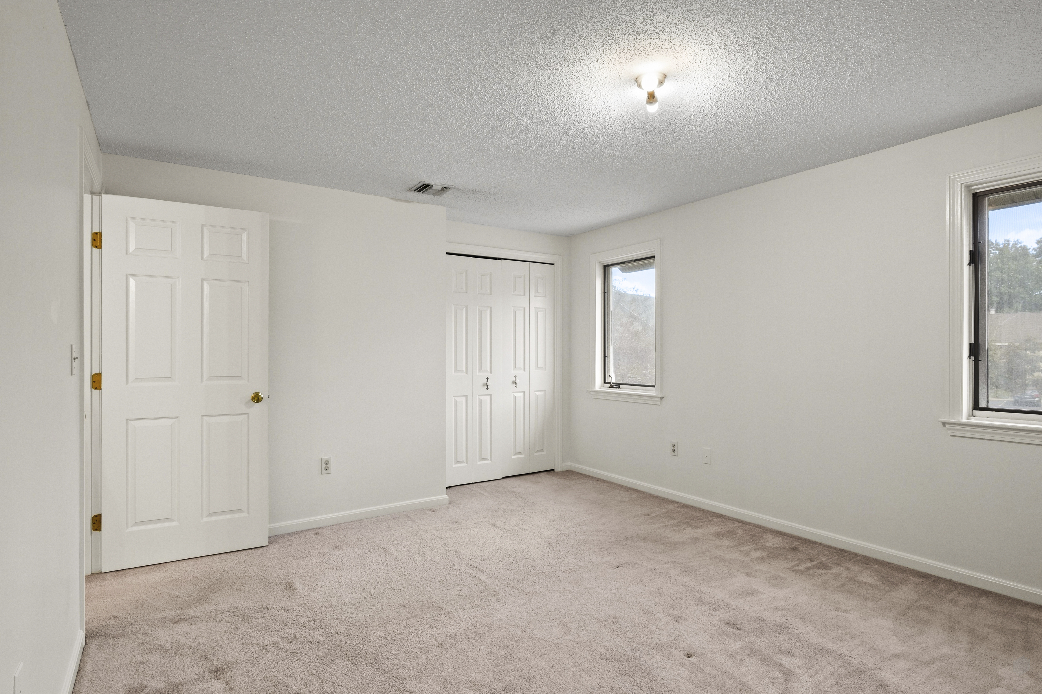  55 Littleton Road, Ayer, MA 01432 - 物件實景