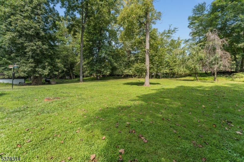Raritan Twp., New Jersey, 08822, United States, 3 Bedrooms Bedrooms, ,2 BathroomsBathrooms,Residential,For Sale,1917160
