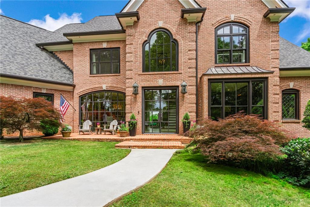 Suwanee, Georgia, 30024, United States, 5 Bedrooms Bedrooms, ,6 BathroomsBathrooms,Residential,For Sale,1822969