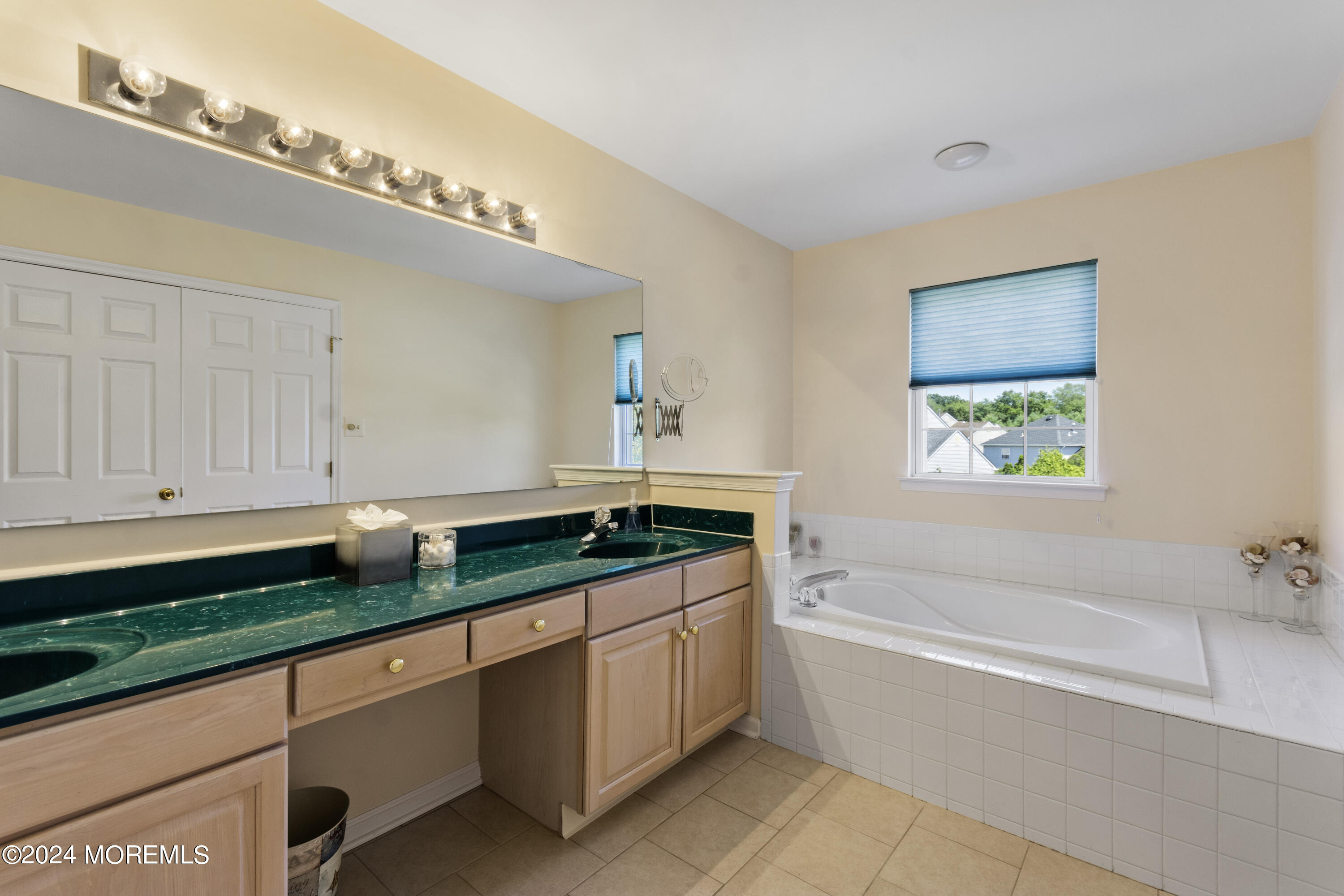 Howell, New Jersey, 07731, United States, 6 Bedrooms Bedrooms, ,3 BathroomsBathrooms,Residential,For Sale,1921817